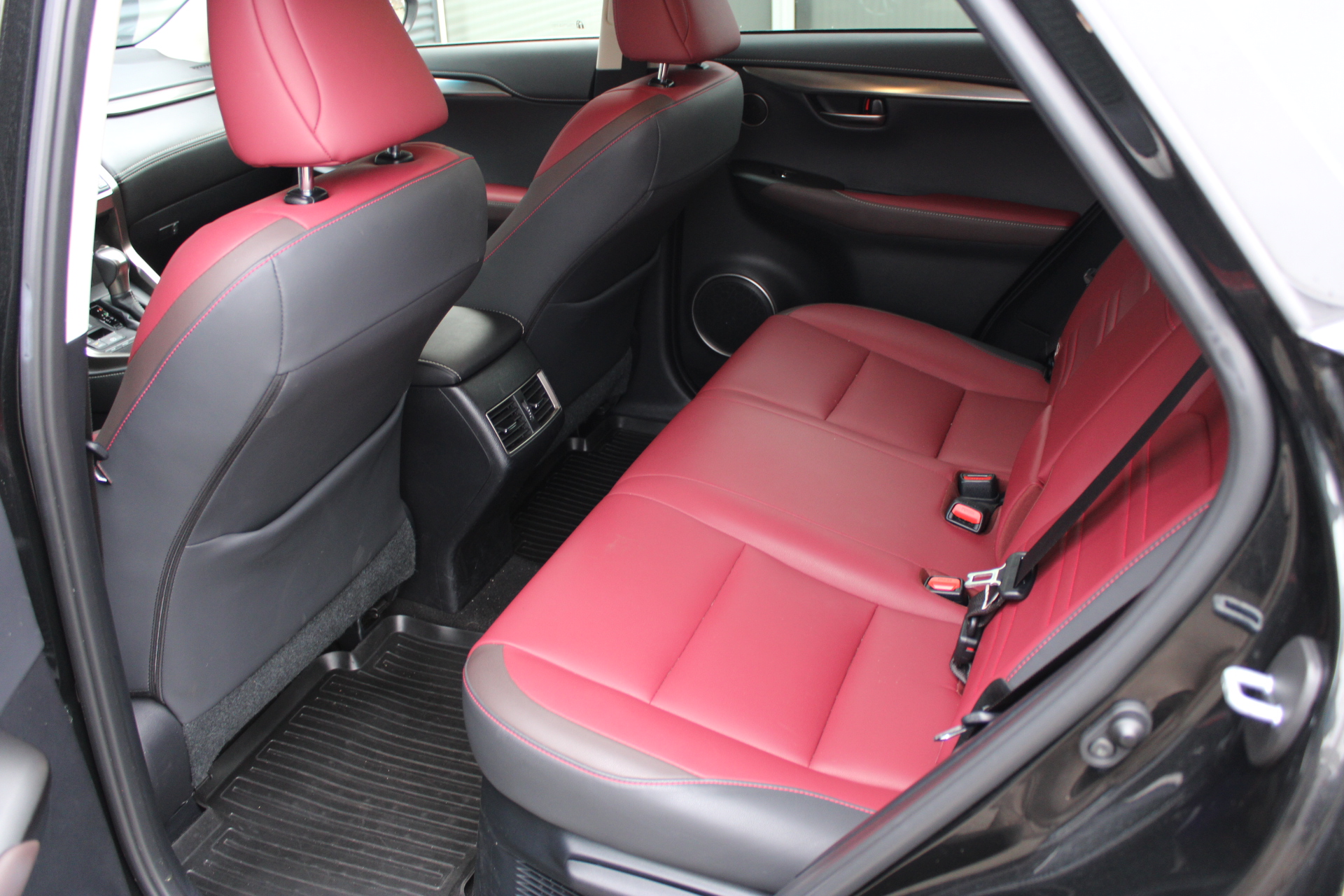 Foto van Lexus Lexus Nx300h