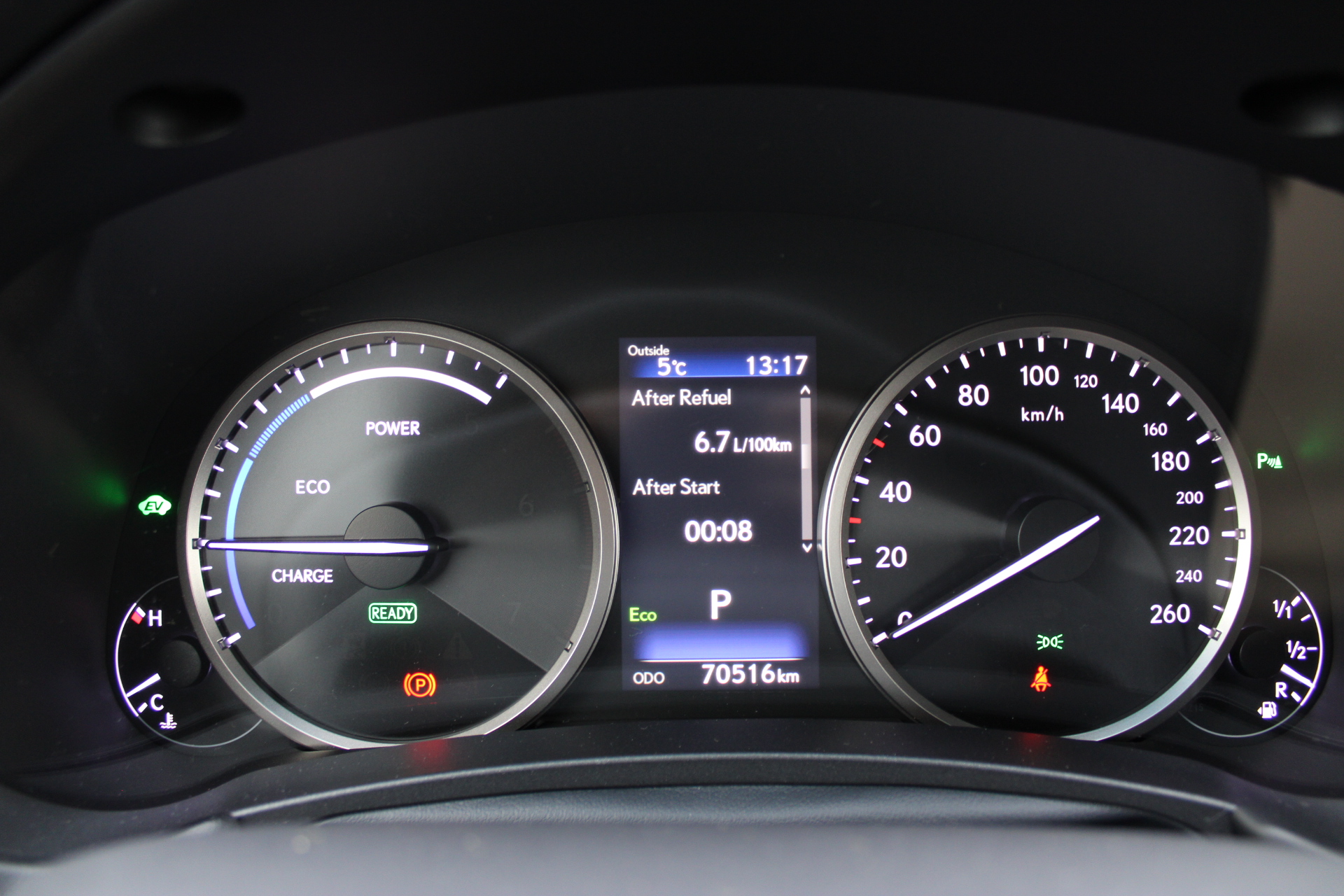 Foto van Lexus Lexus Nx300h