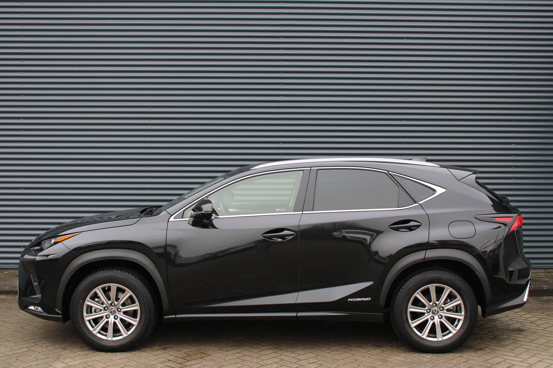 Foto van Lexus Lexus Nx300h