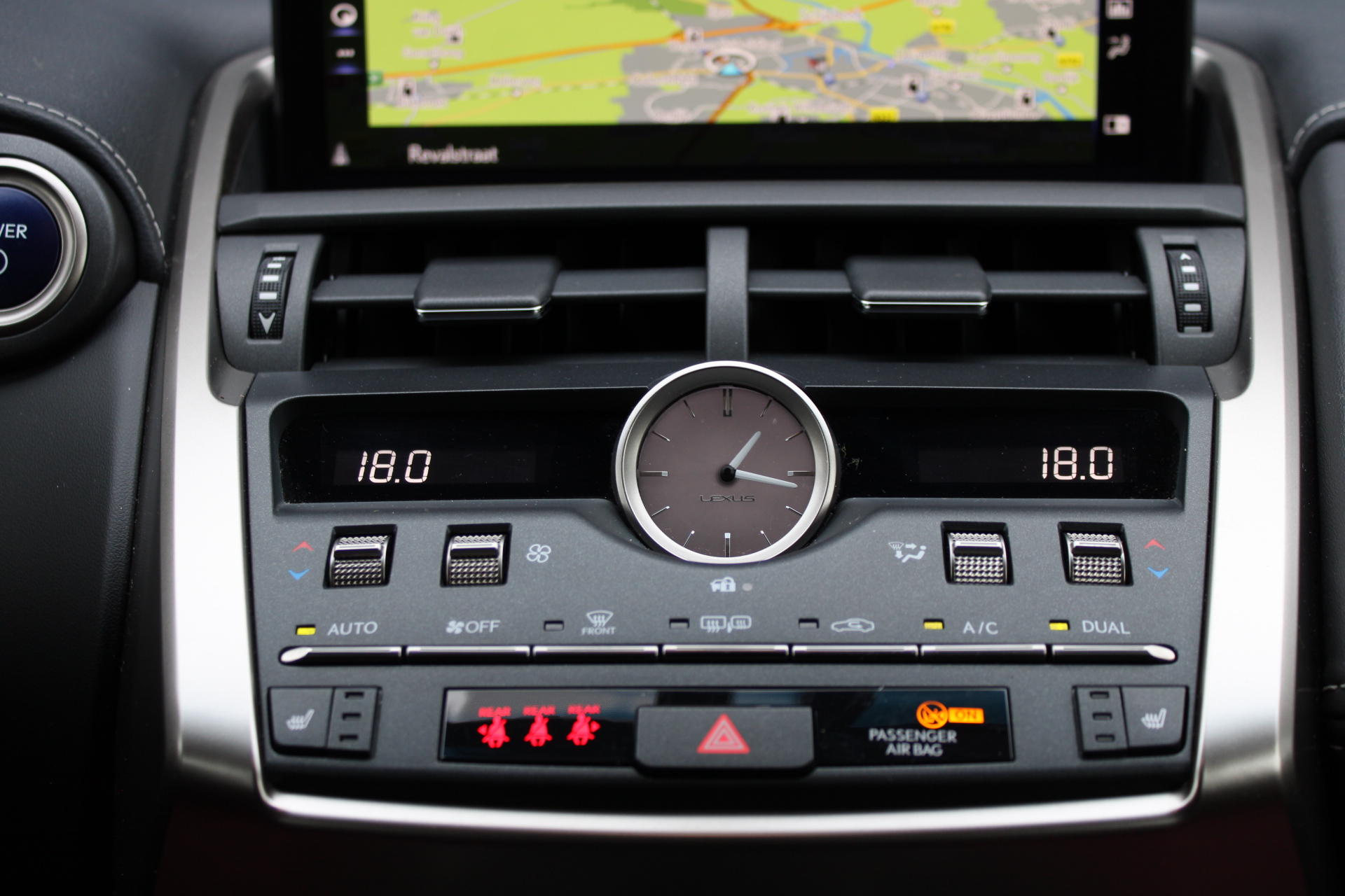 Foto van Lexus Lexus Nx300h