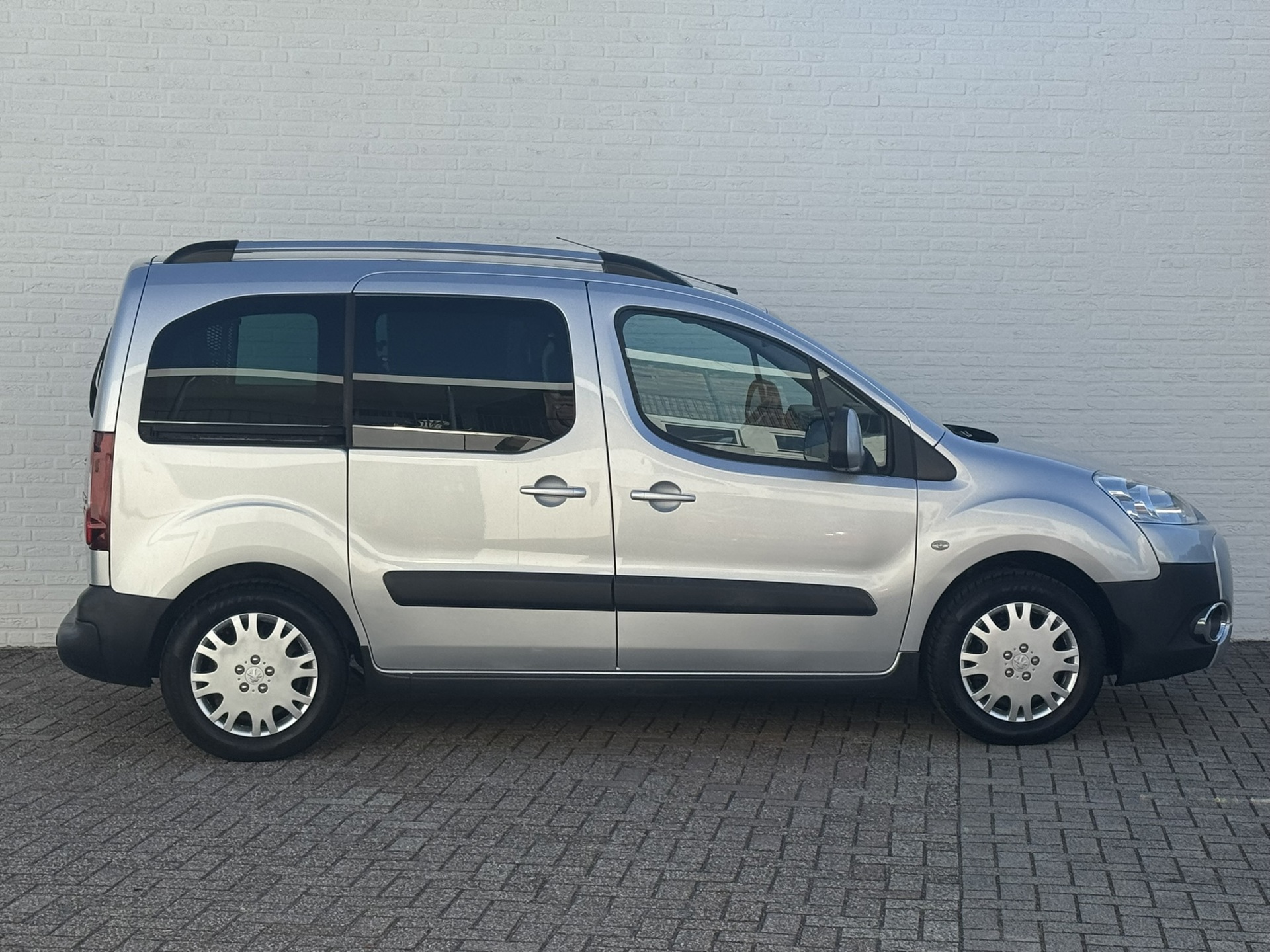 Foto van Peugeot Partner Tepee