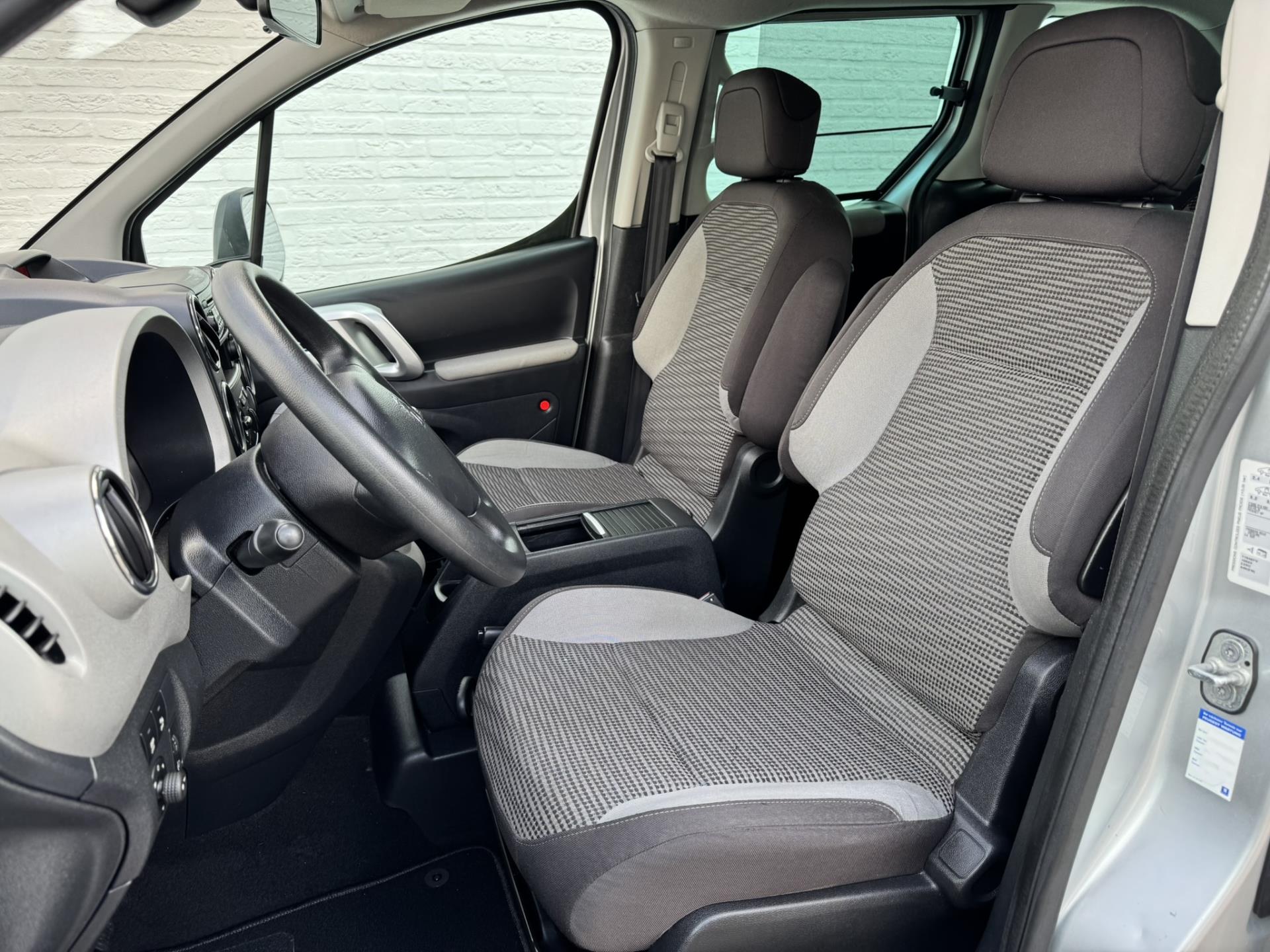 Foto van Peugeot Partner Tepee