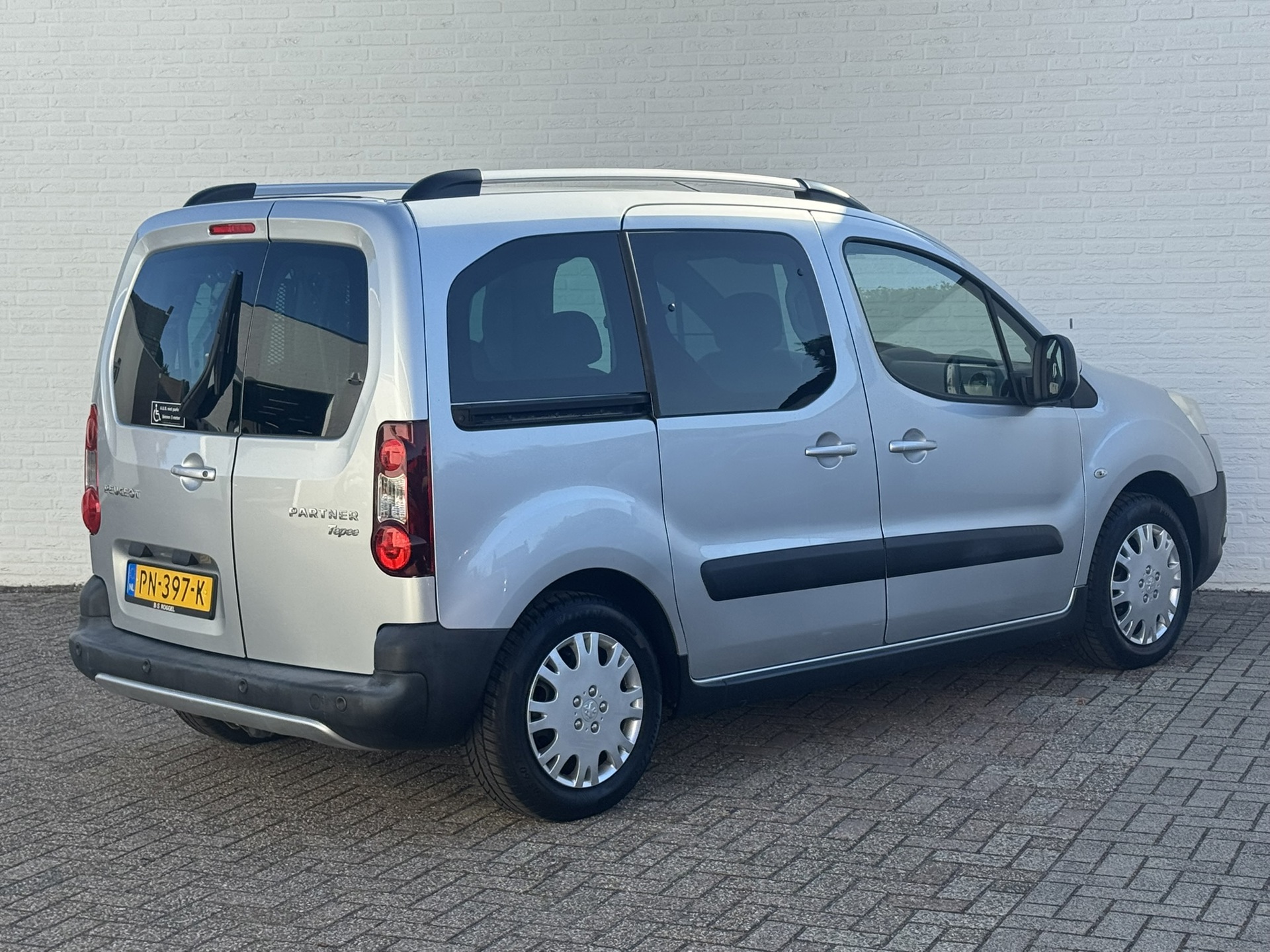 Foto van Peugeot Partner Tepee