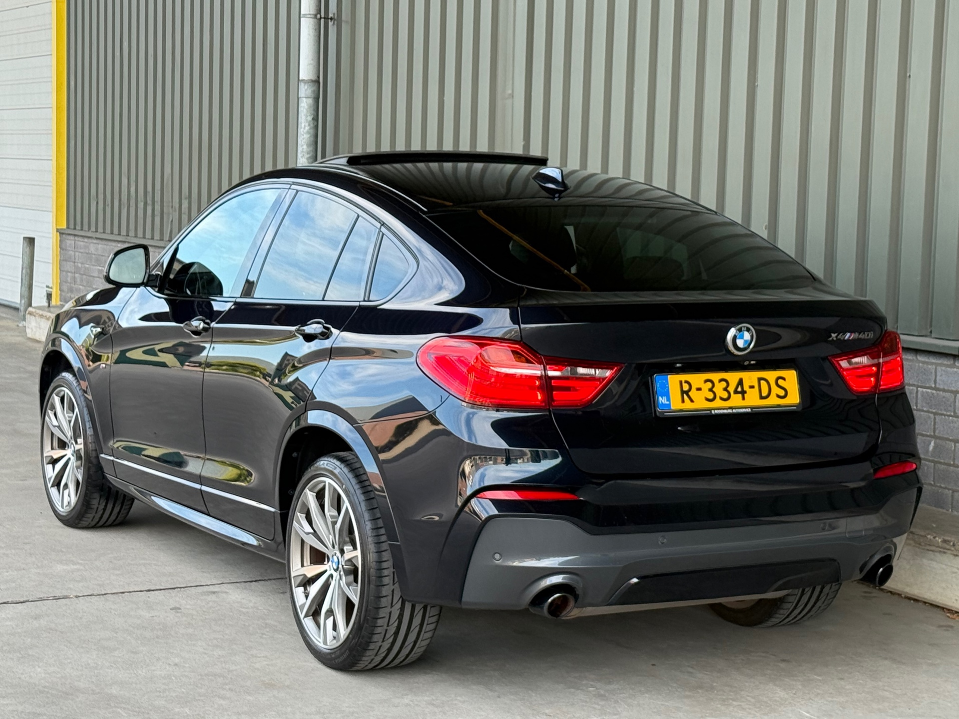 Foto van BMW X4 M40i