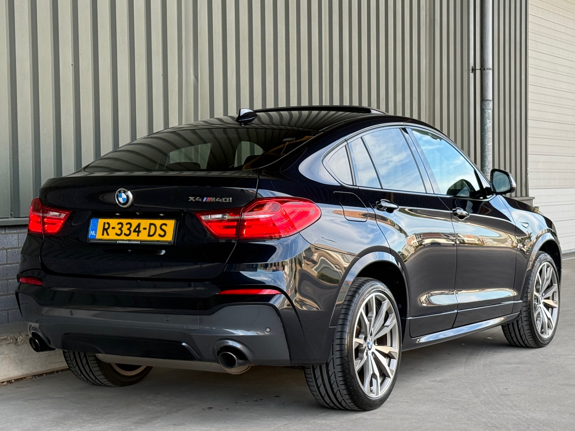 Foto van BMW X4 M40i