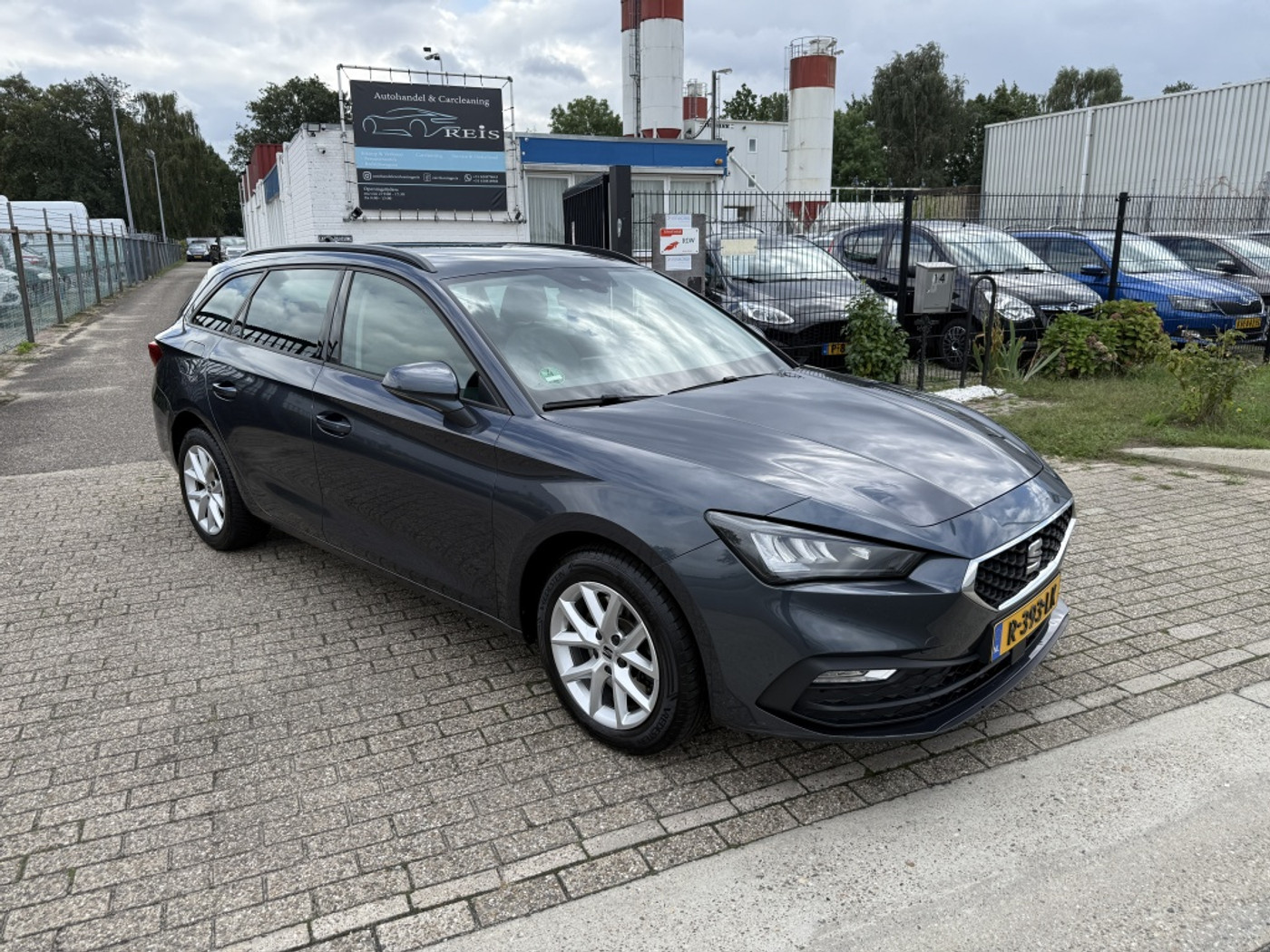 Seat Leon Sportstourer 2.0 TDI FR Launch Ed*NETTOEXPORTPRIJS* 2020 - voorkant