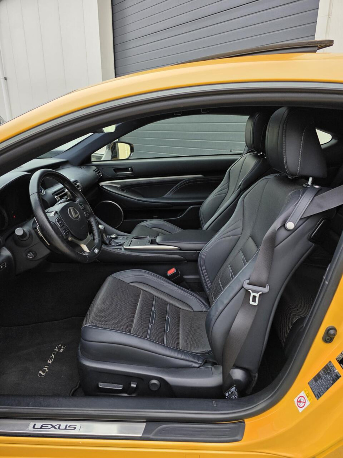 Foto van Lexus Lexus Rc300h