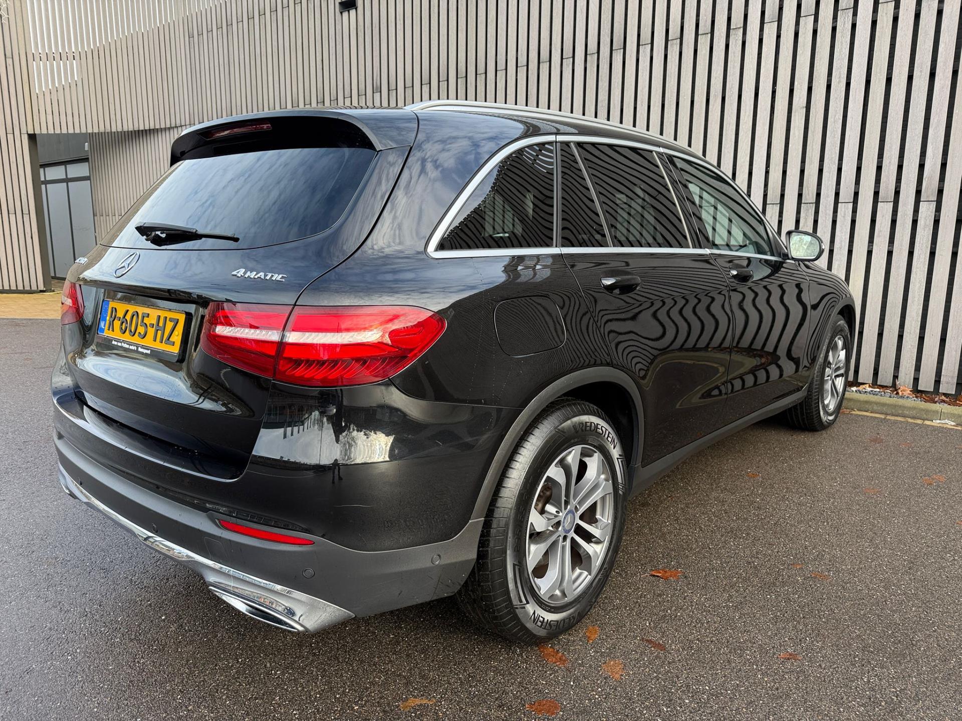 Foto van Mercedes-Benz GLC 250 D 4Matic