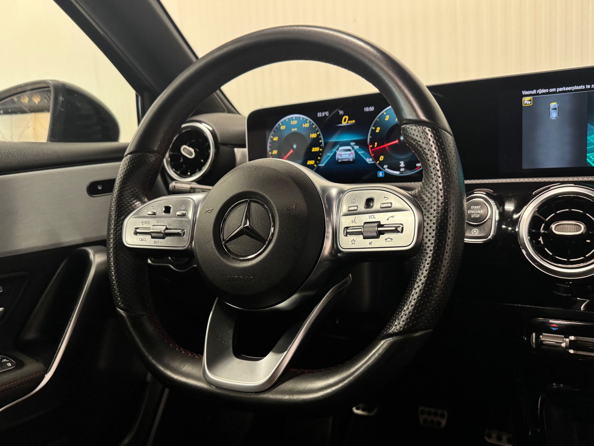 Foto van Mercedes-Benz A 200