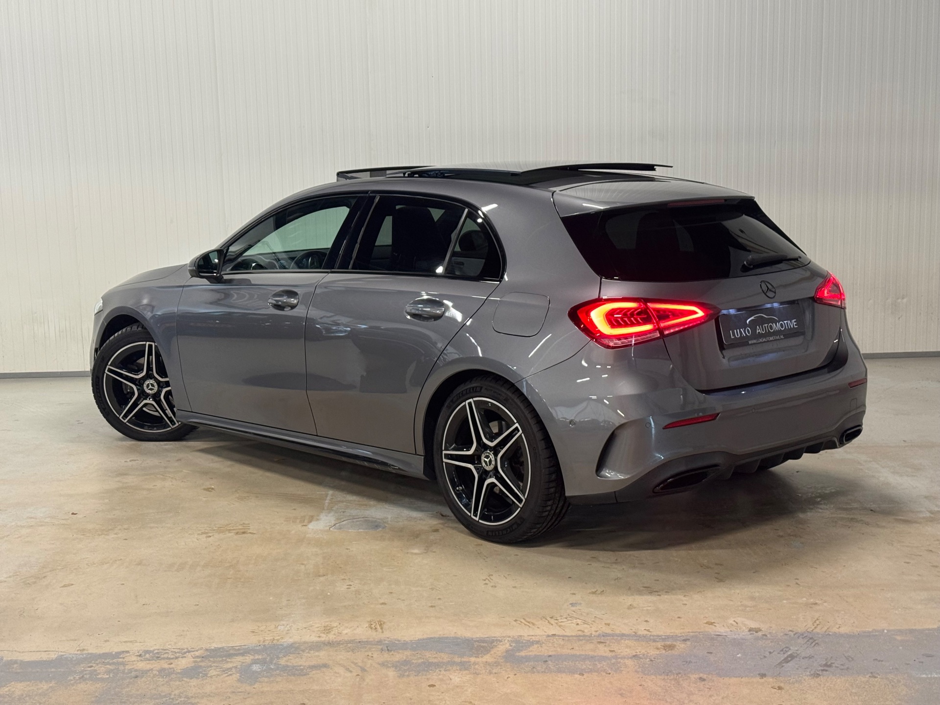Foto van Mercedes-Benz A 200