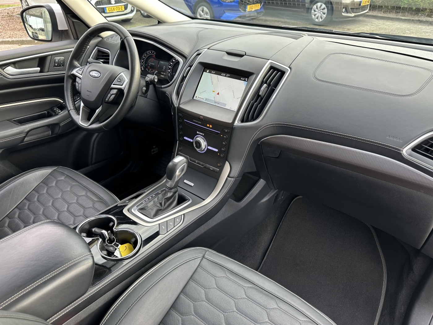 Foto van Ford S-max
