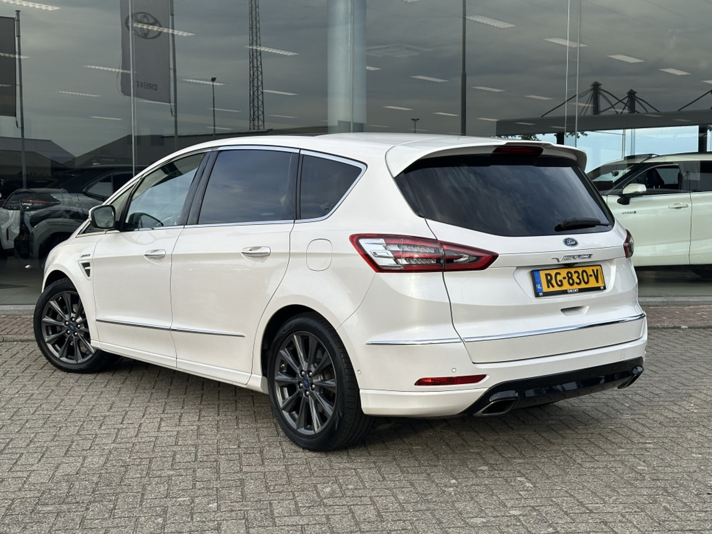 Foto van Ford S-max