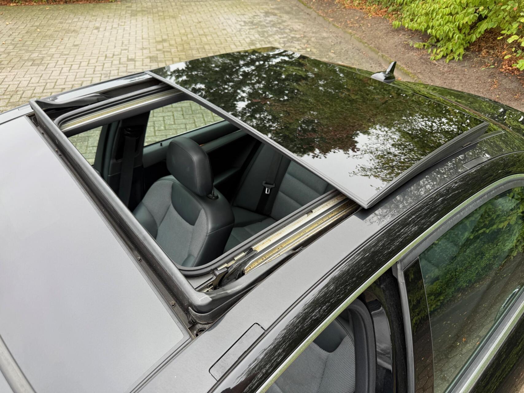 Foto van Mercedes-Benz C 230