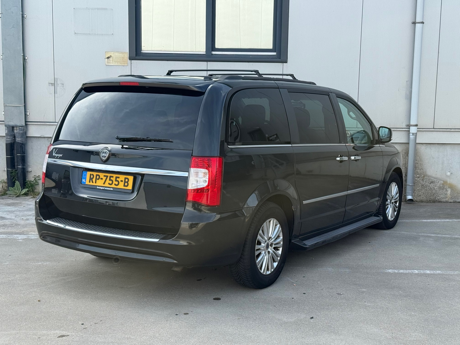 Foto van Lancia Voyager