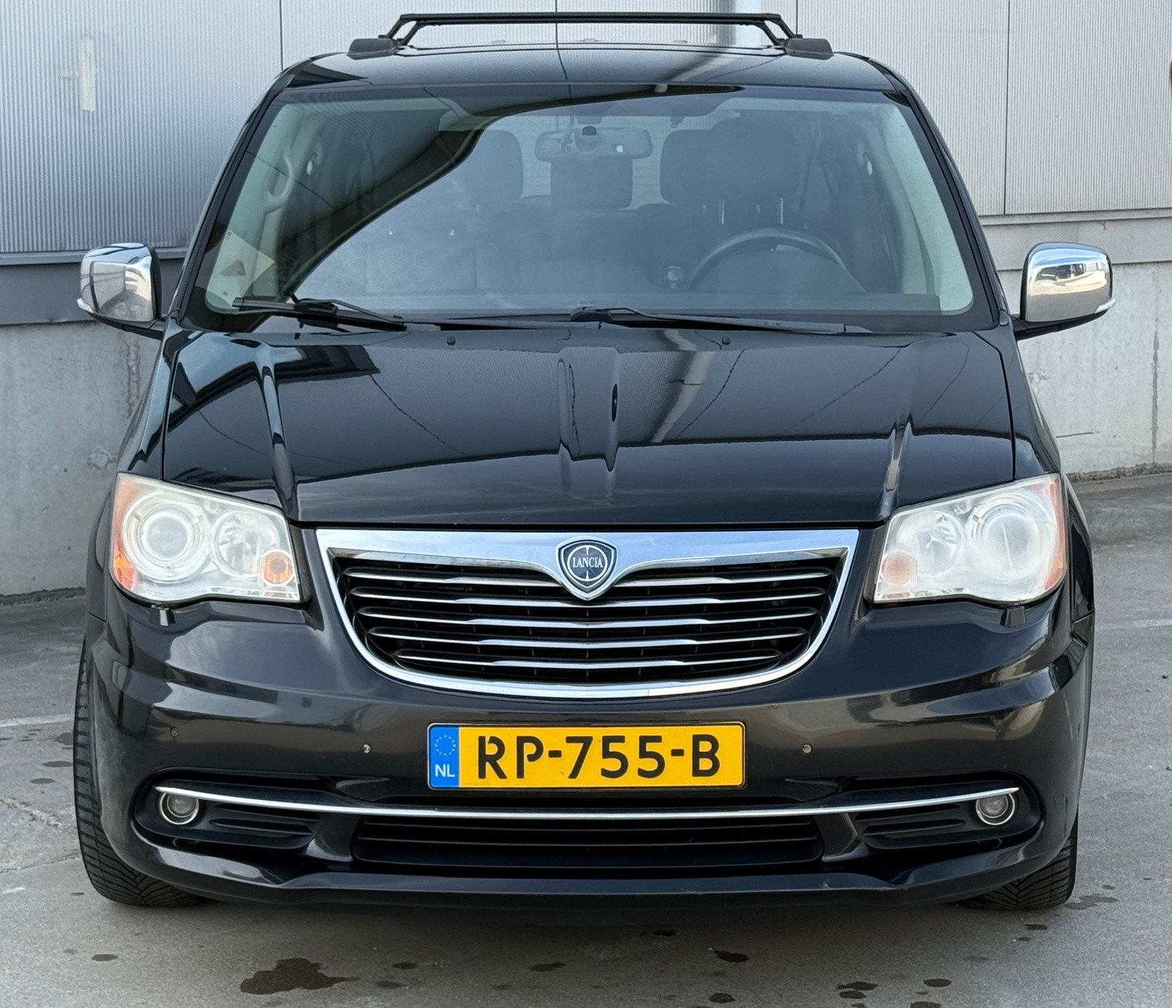 Foto van Lancia Voyager