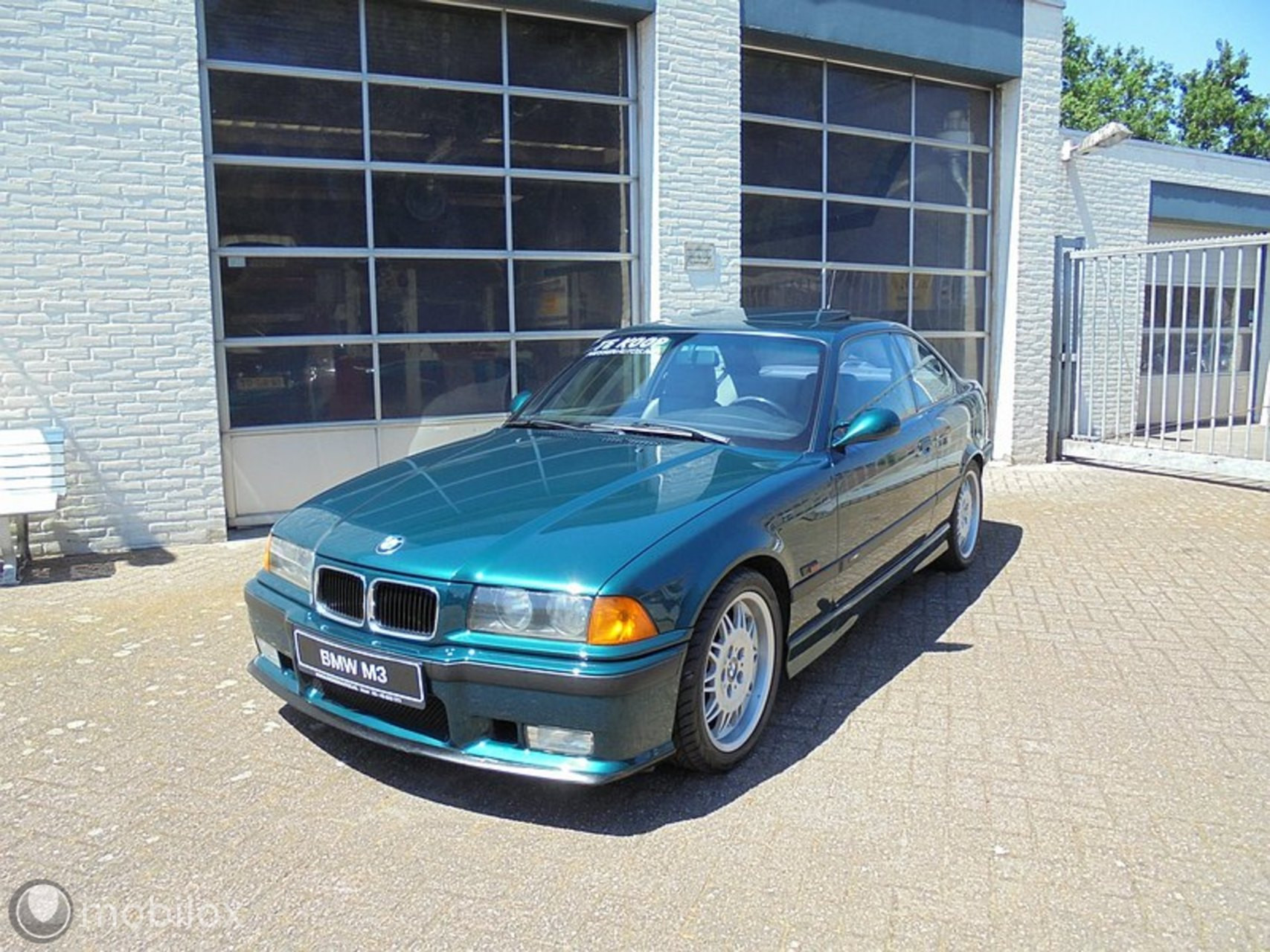 BMW 3-serie Coupé M3 1995 - voorkant