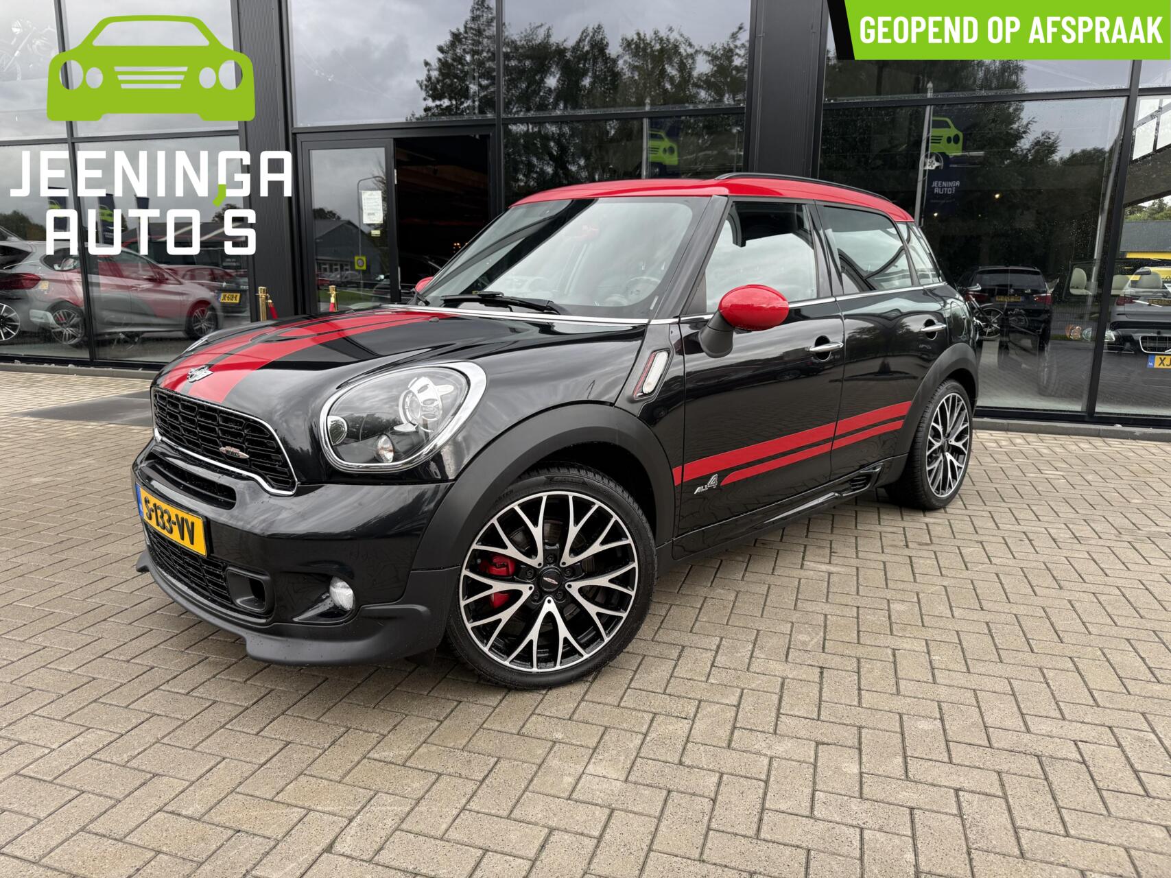 Mini John Cooper Works 1.6 John Cooper Works ALL4 Chili 2014 - voorkant