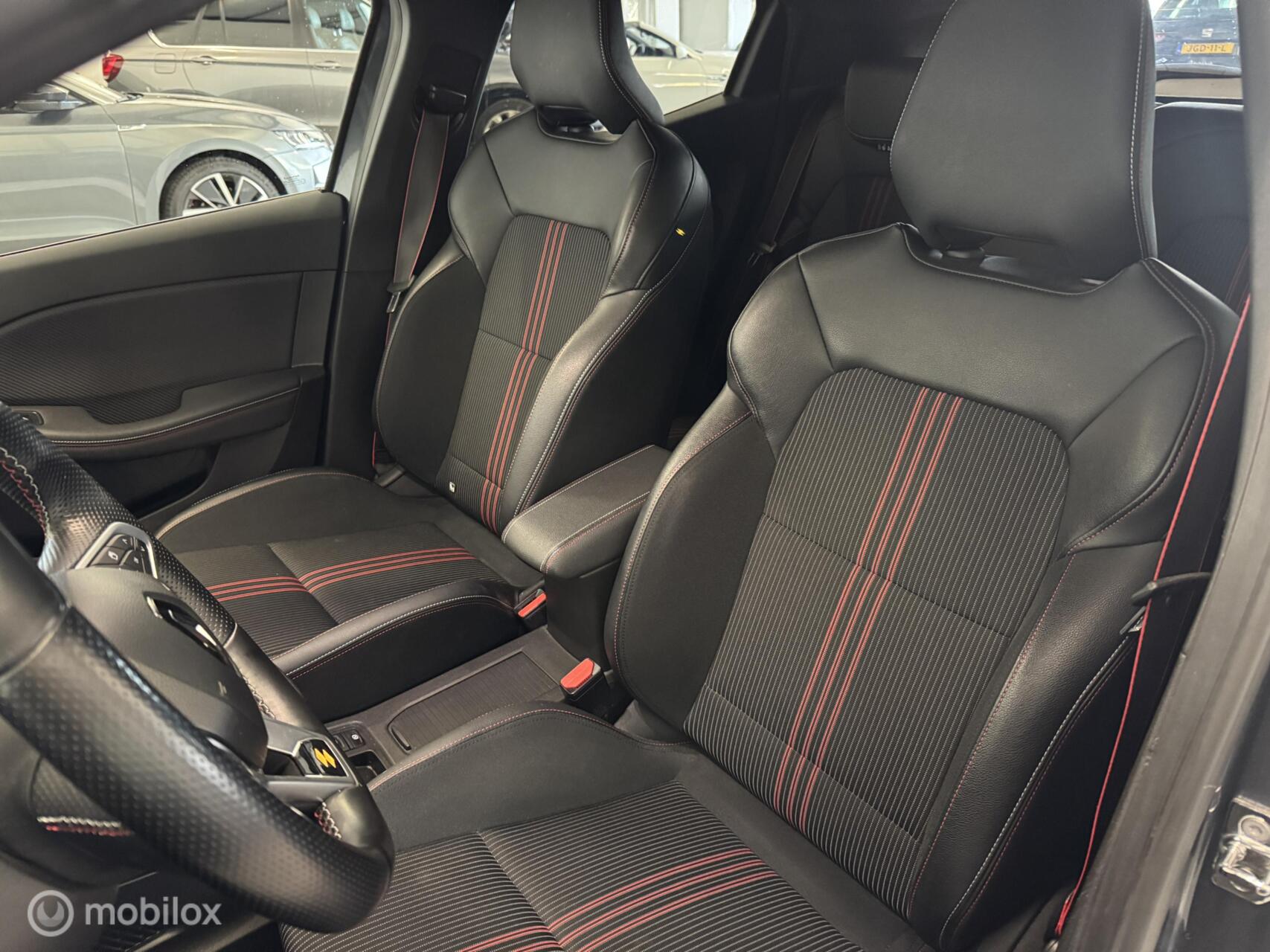 Foto van Renault Clio (e-tech Hybrid)