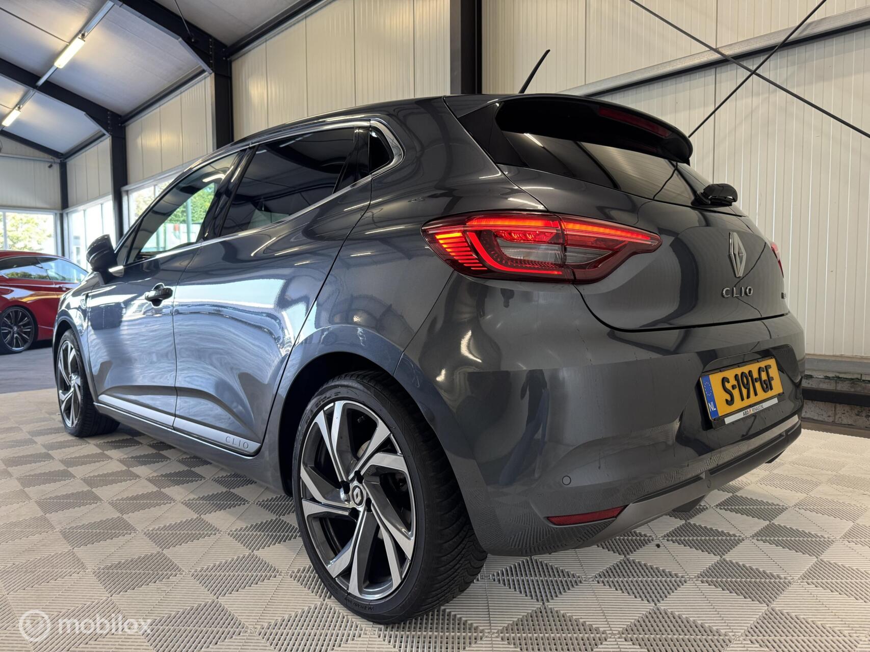 Foto van Renault Clio (e-tech Hybrid)
