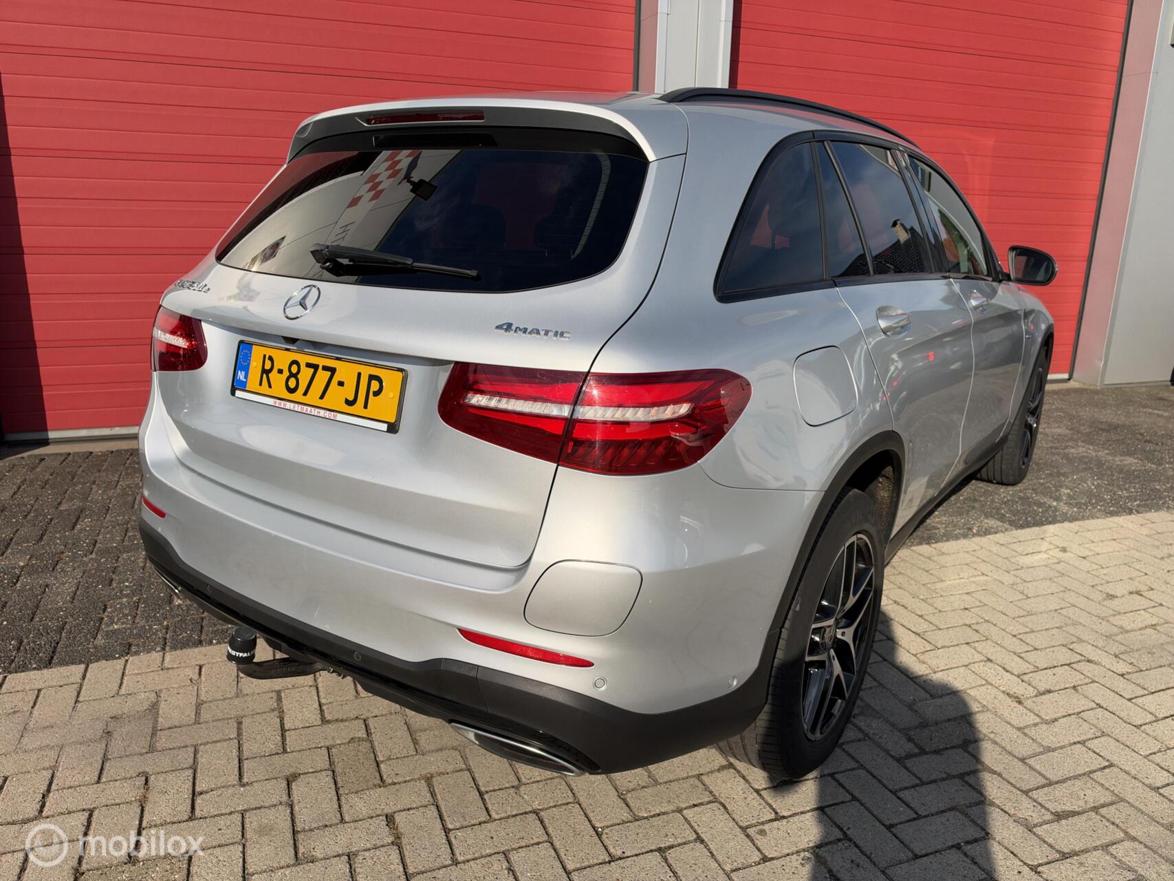 Foto van Mercedes-Benz GLC 350 E 4Matic