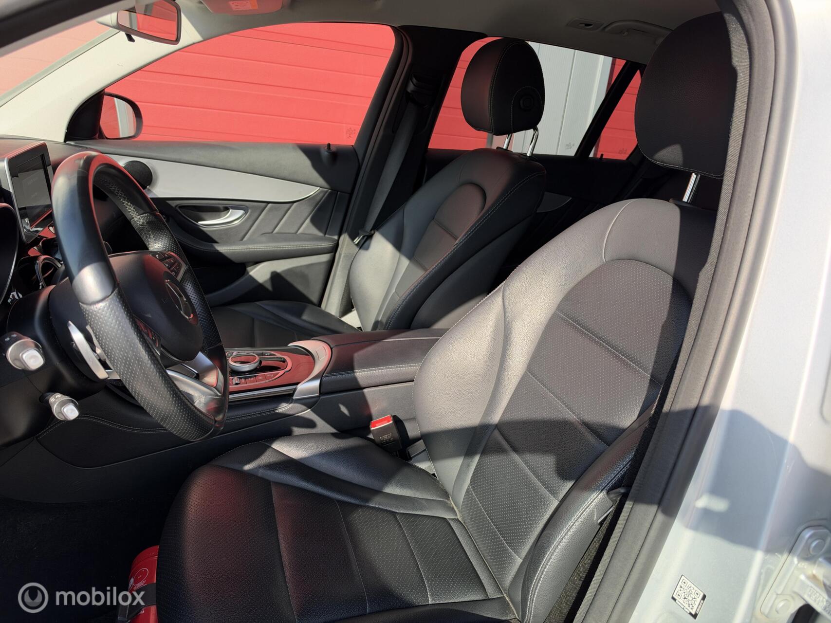 Foto van Mercedes-Benz GLC 350 E 4Matic