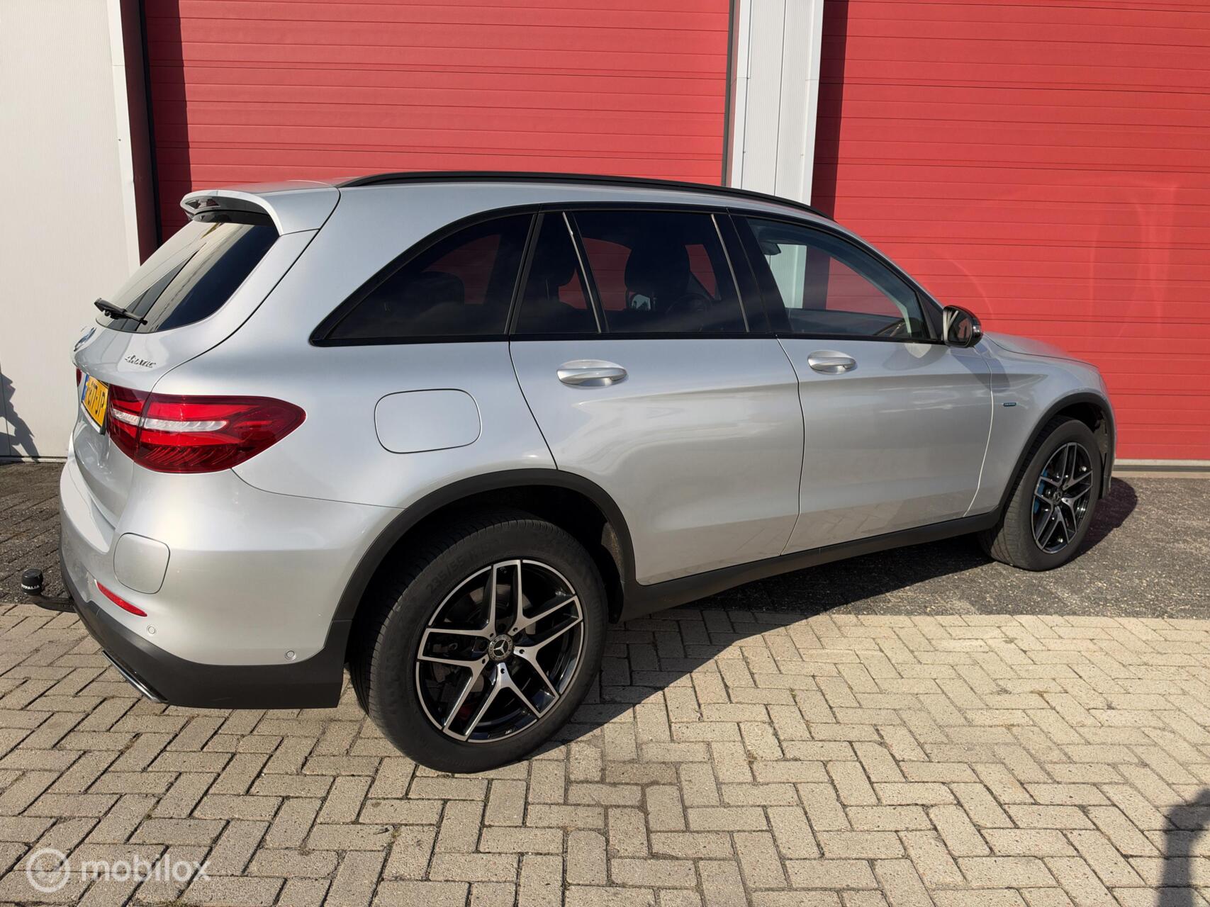 Foto van Mercedes-Benz GLC 350 E 4Matic