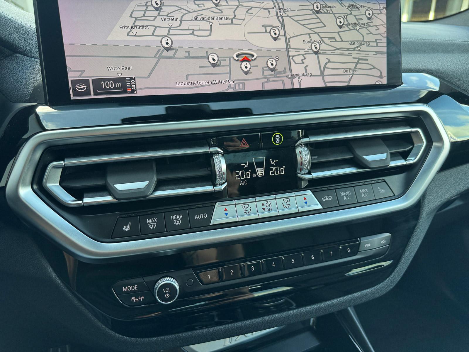 Foto van BMW Ix3