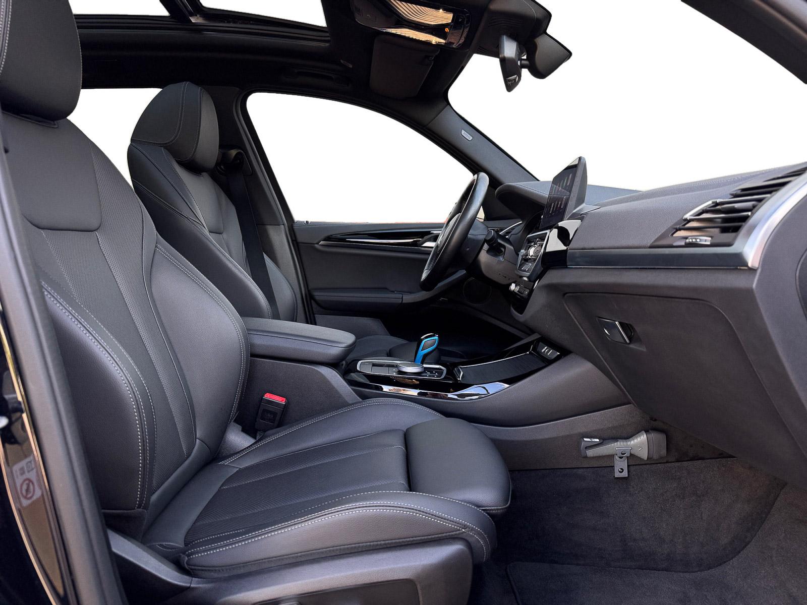 Foto van BMW Ix3