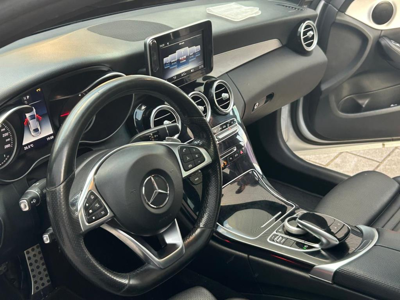 Foto van Mercedes-Benz C 200 D