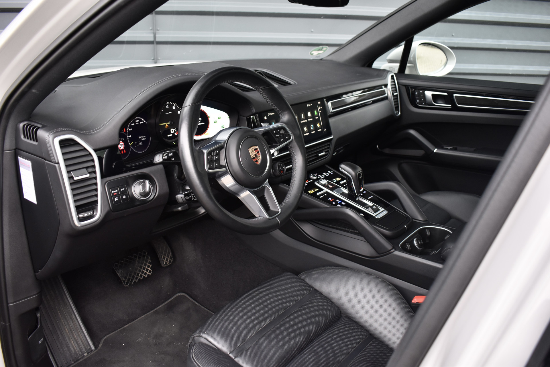 Foto van Porsche Cayenne E-hybrid