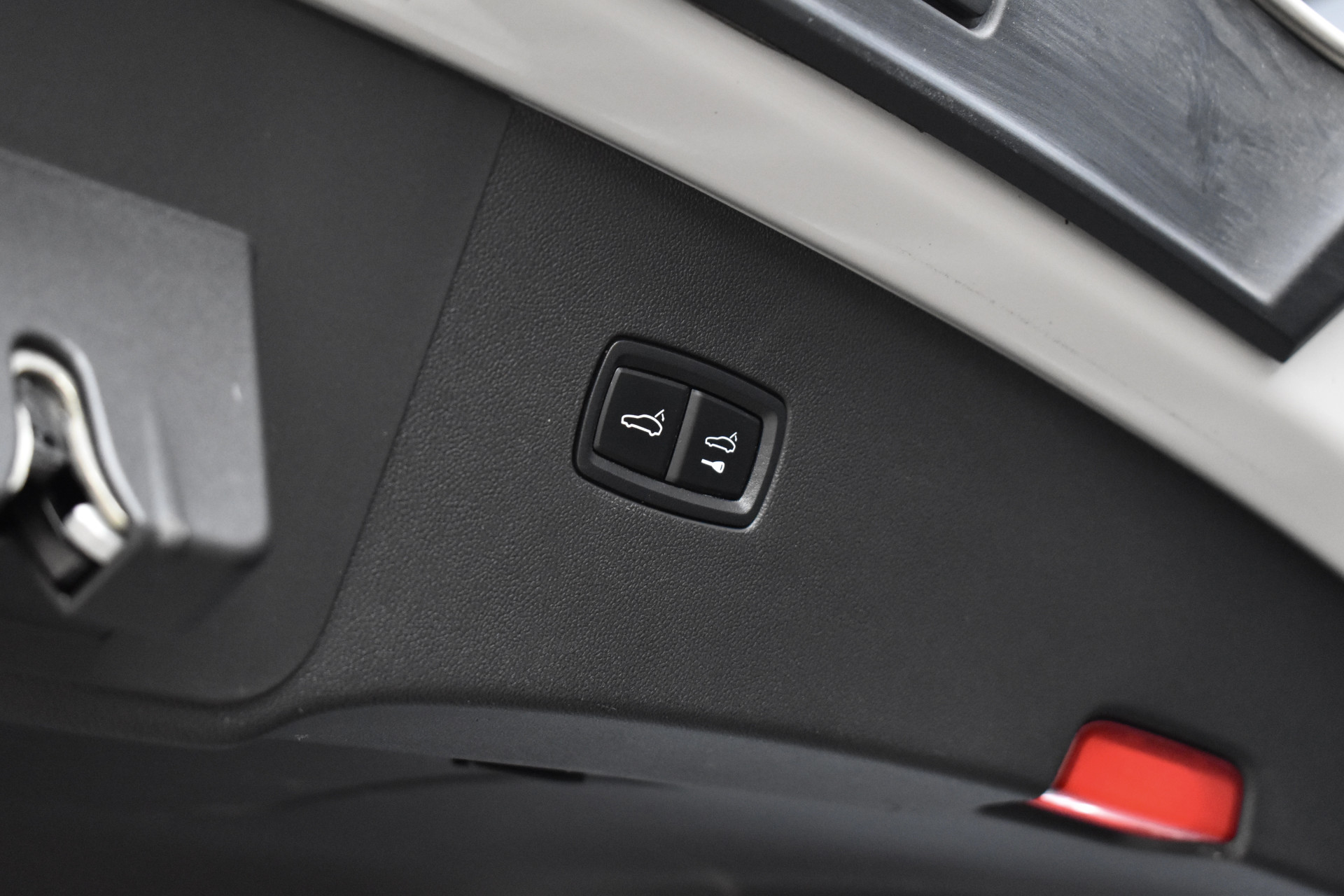 Foto van Porsche Cayenne E-hybrid