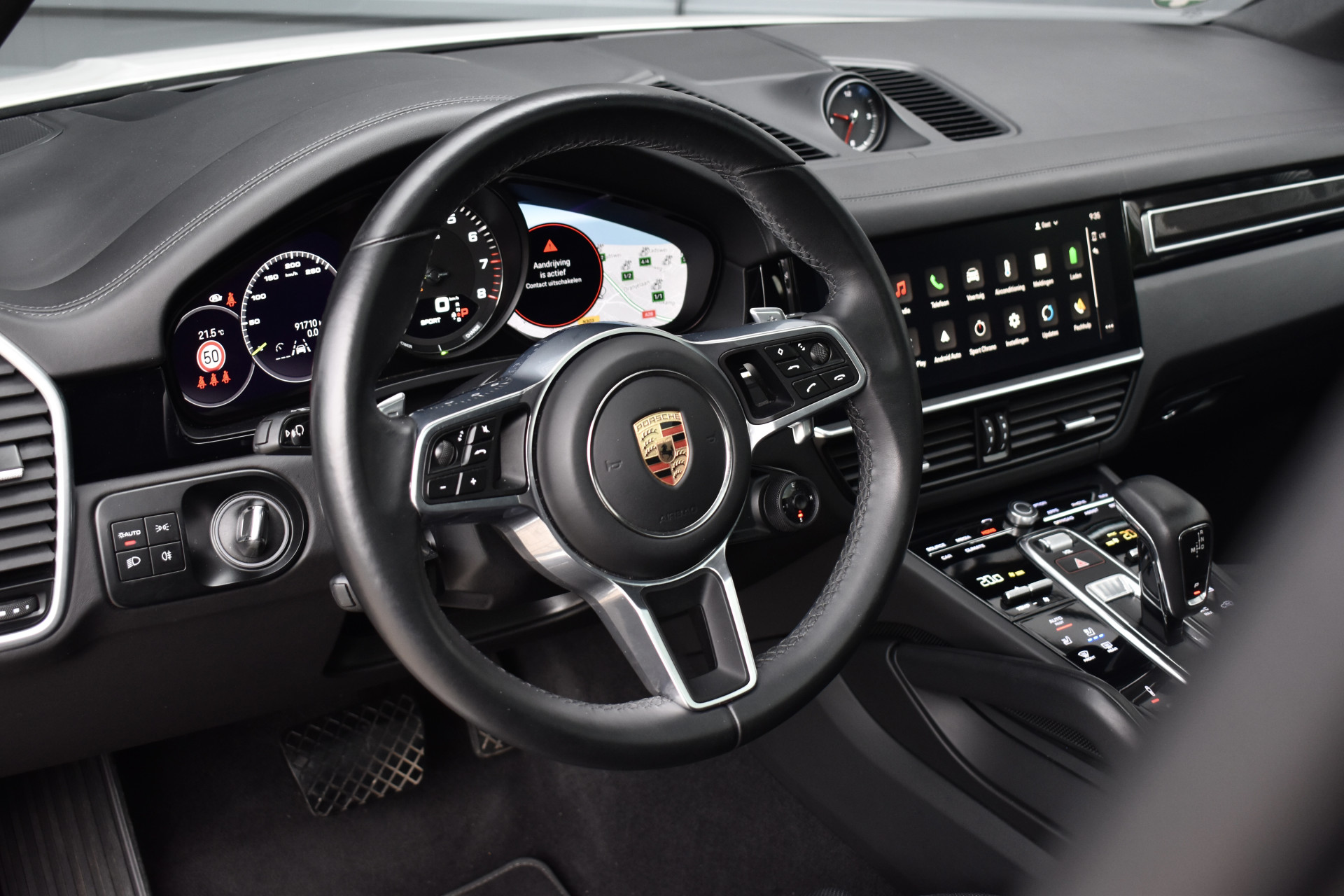 Foto van Porsche Cayenne E-hybrid