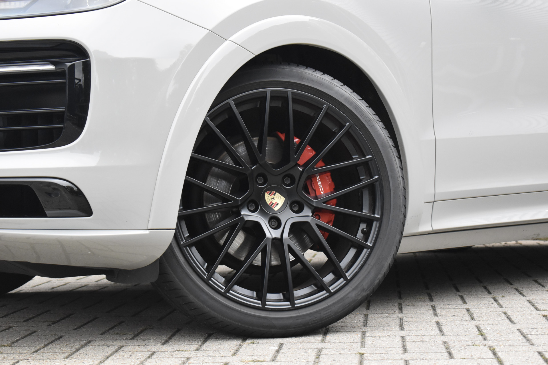Foto van Porsche Cayenne E-hybrid