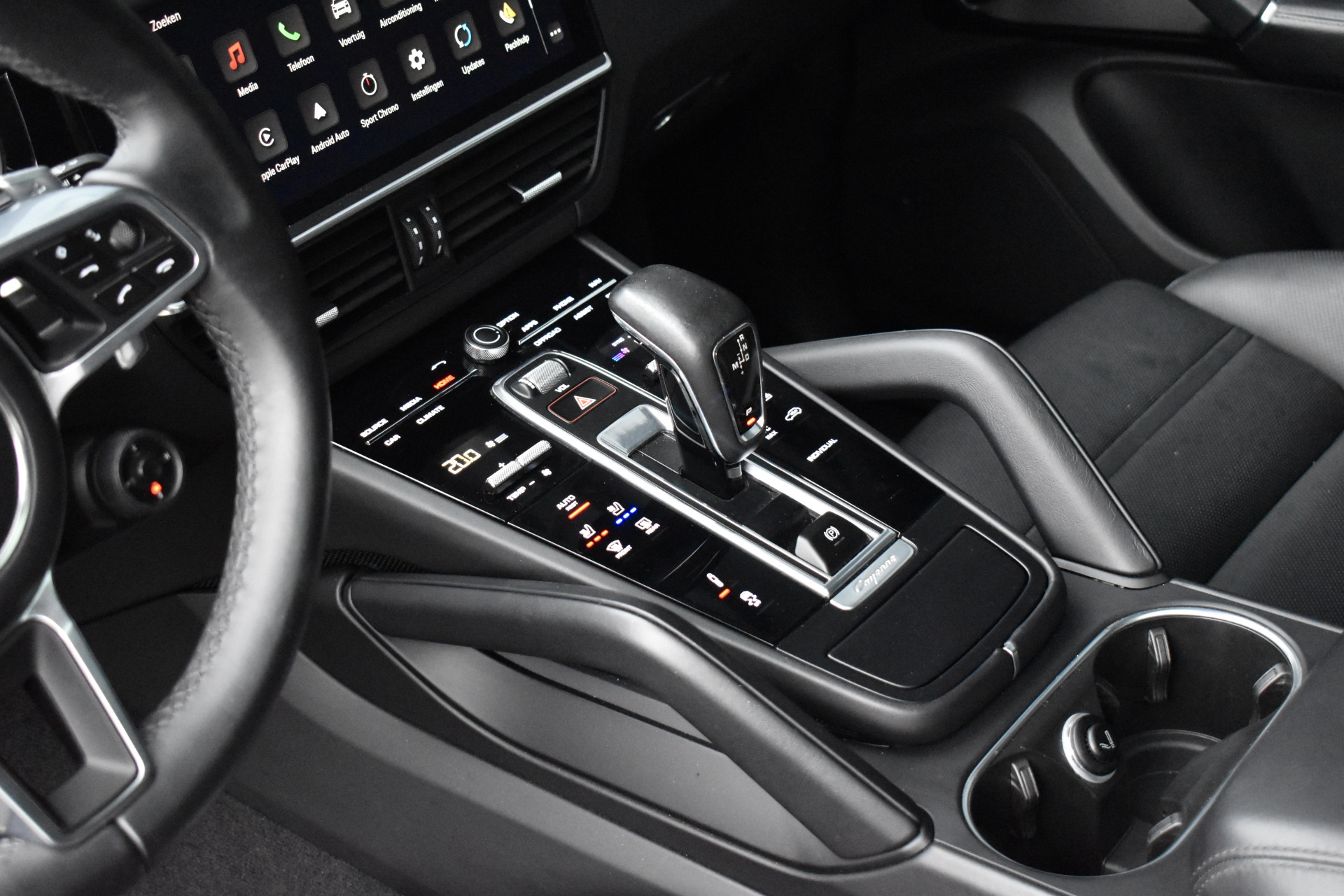 Foto van Porsche Cayenne E-hybrid