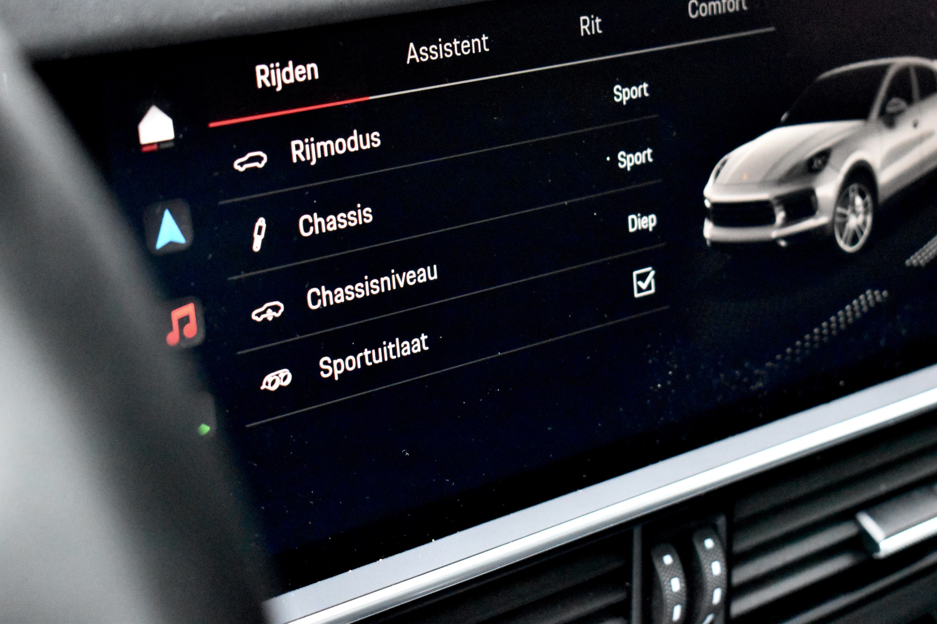Foto van Porsche Cayenne E-hybrid
