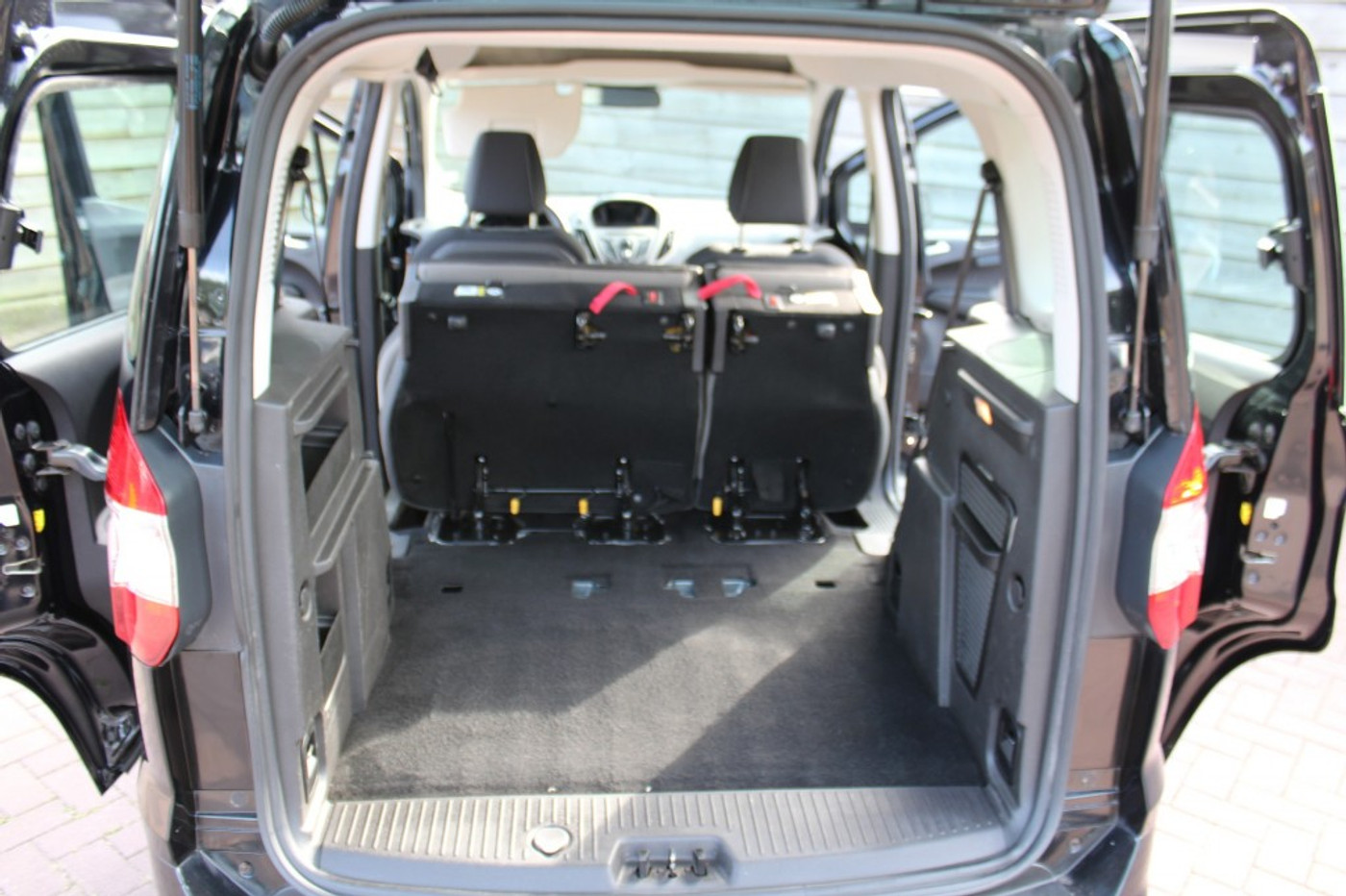 Foto van Ford Tourneo Courier