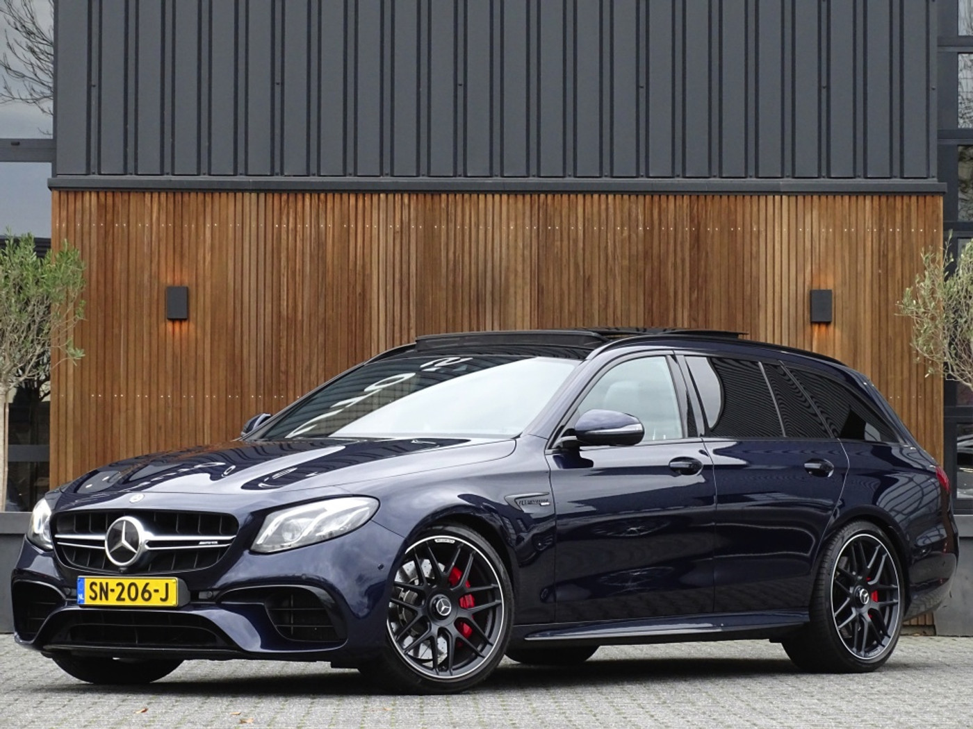 Foto van Mercedes-Benz E-klasse Estate