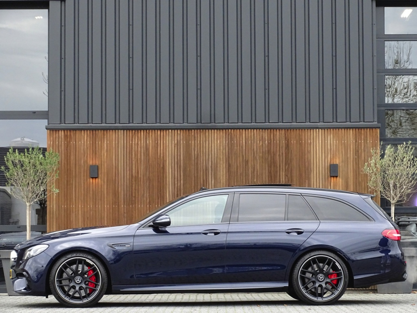 Foto van Mercedes-Benz E-klasse Estate