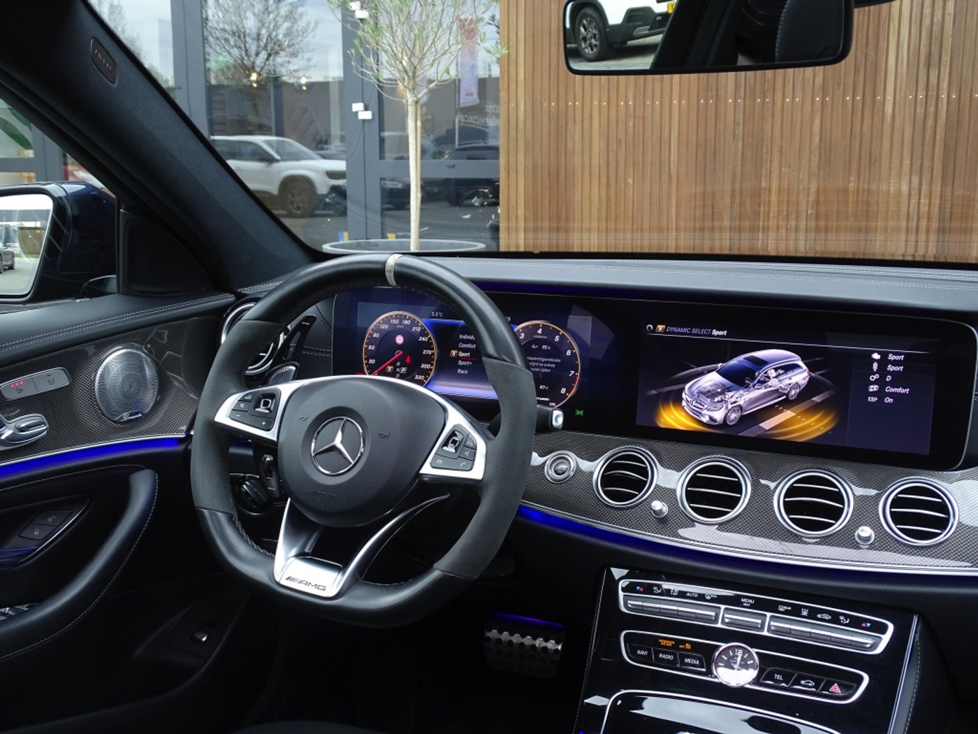 Foto van Mercedes-Benz E-klasse Estate