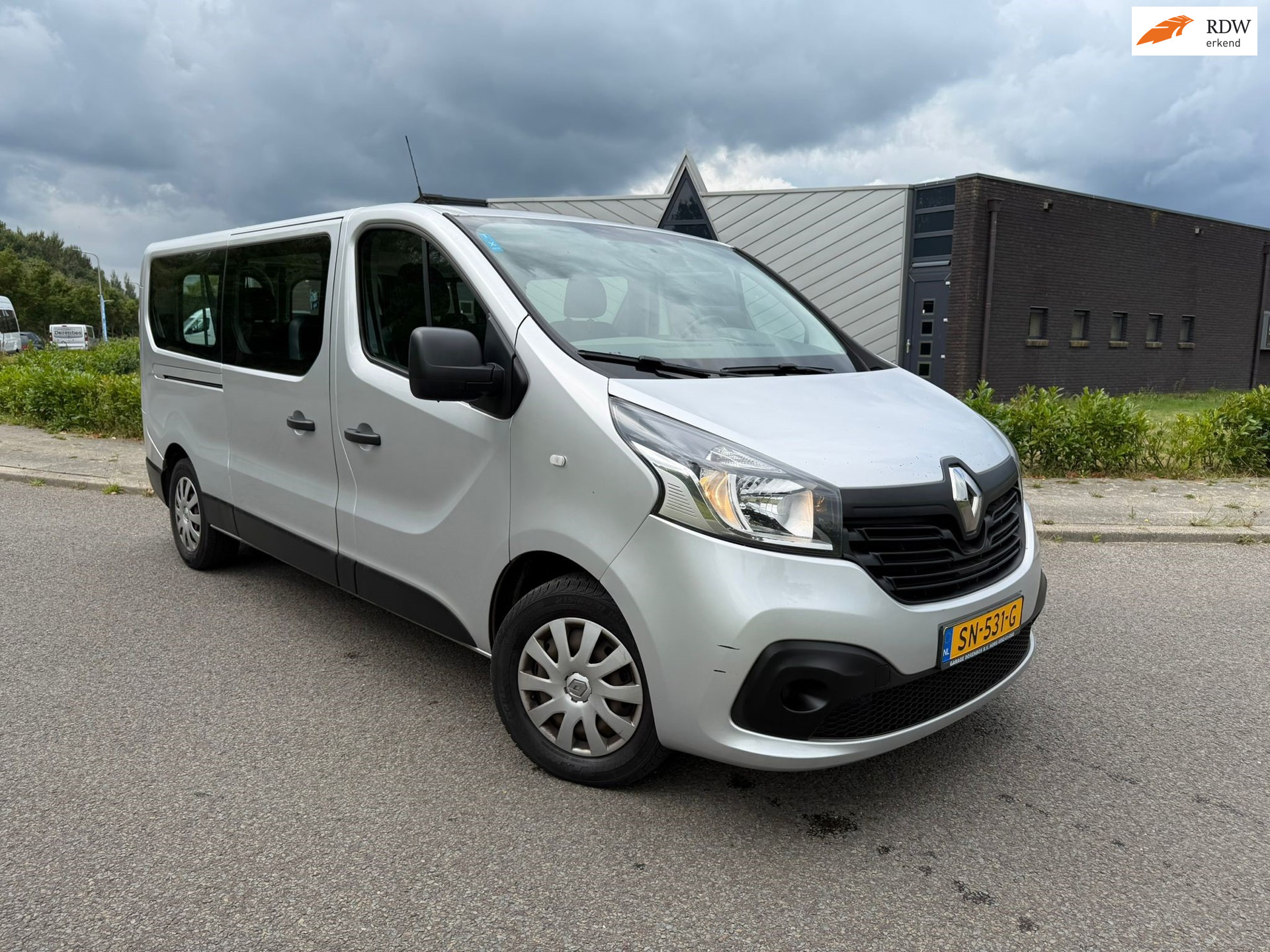 Renault Trafic 1.6 dCi Grand Authentique Energy | 9 persoons | EX BTW | BPM Vrij 2018 - voorkant