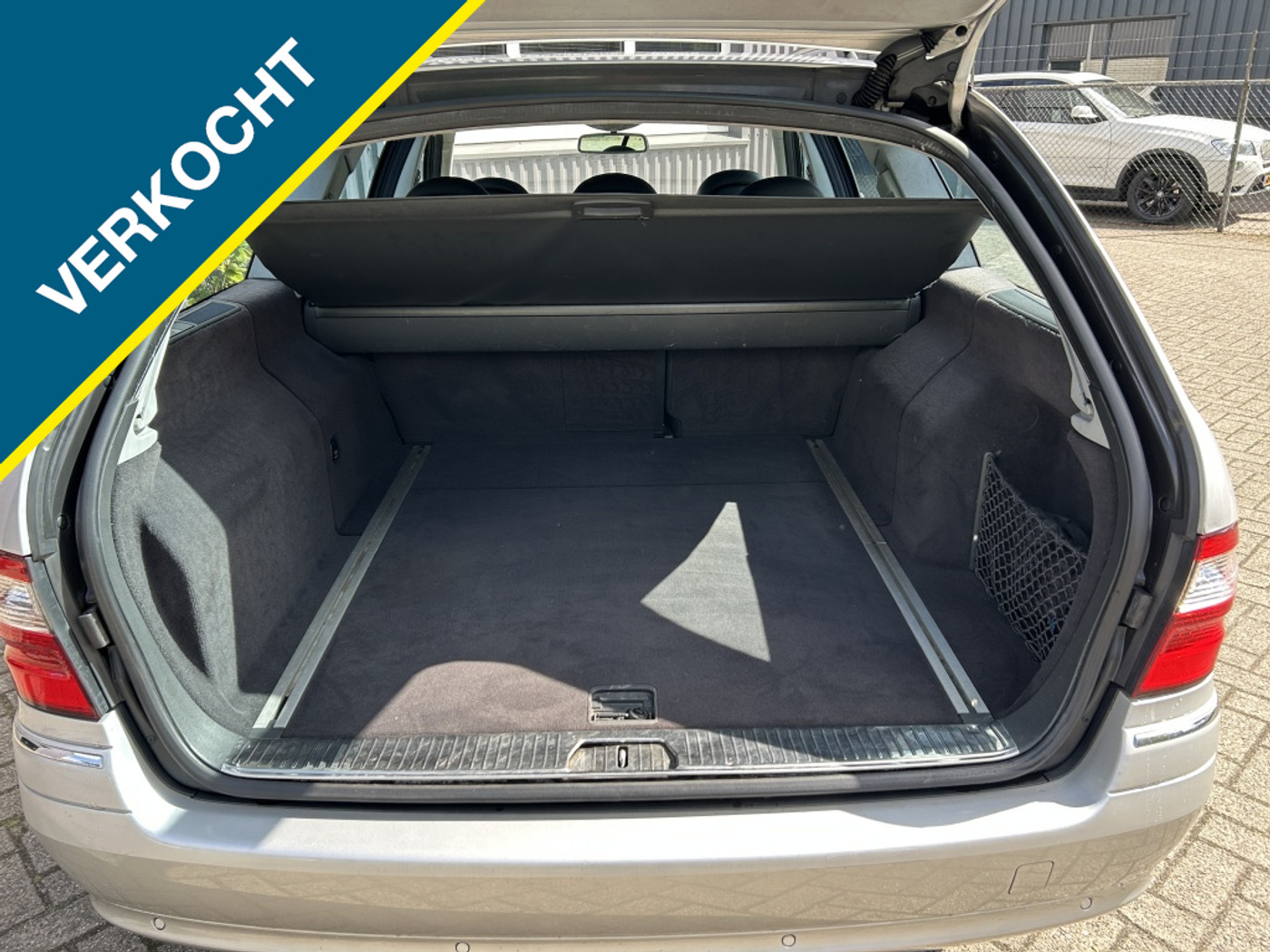Foto van Mercedes-Benz E 200 Kompressor