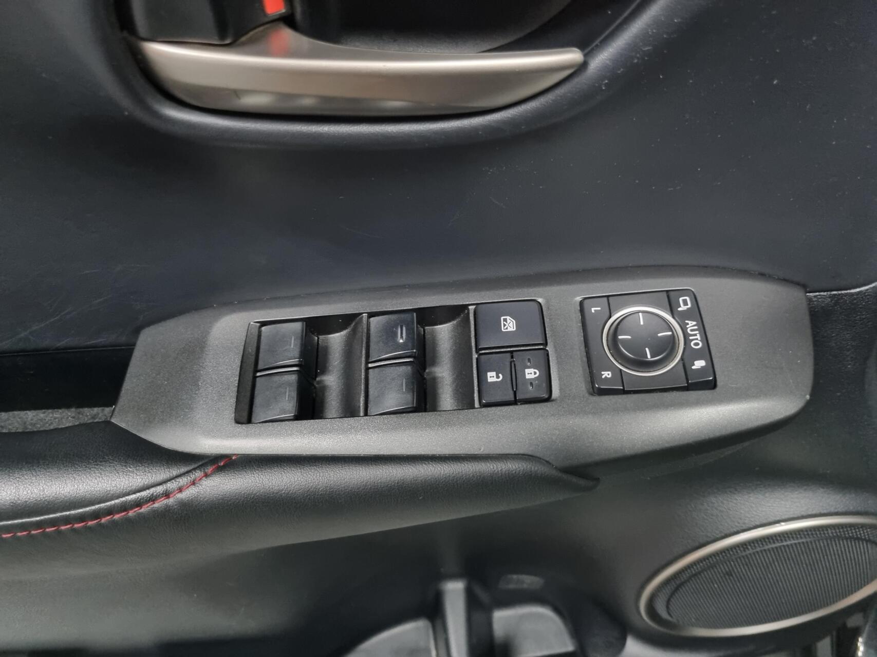 Foto van Lexus Lexus Nx300h