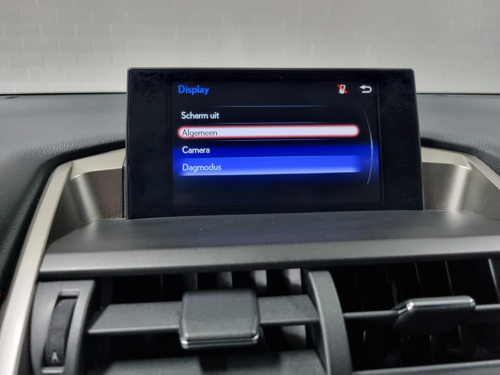 Foto van Lexus Lexus Nx300h