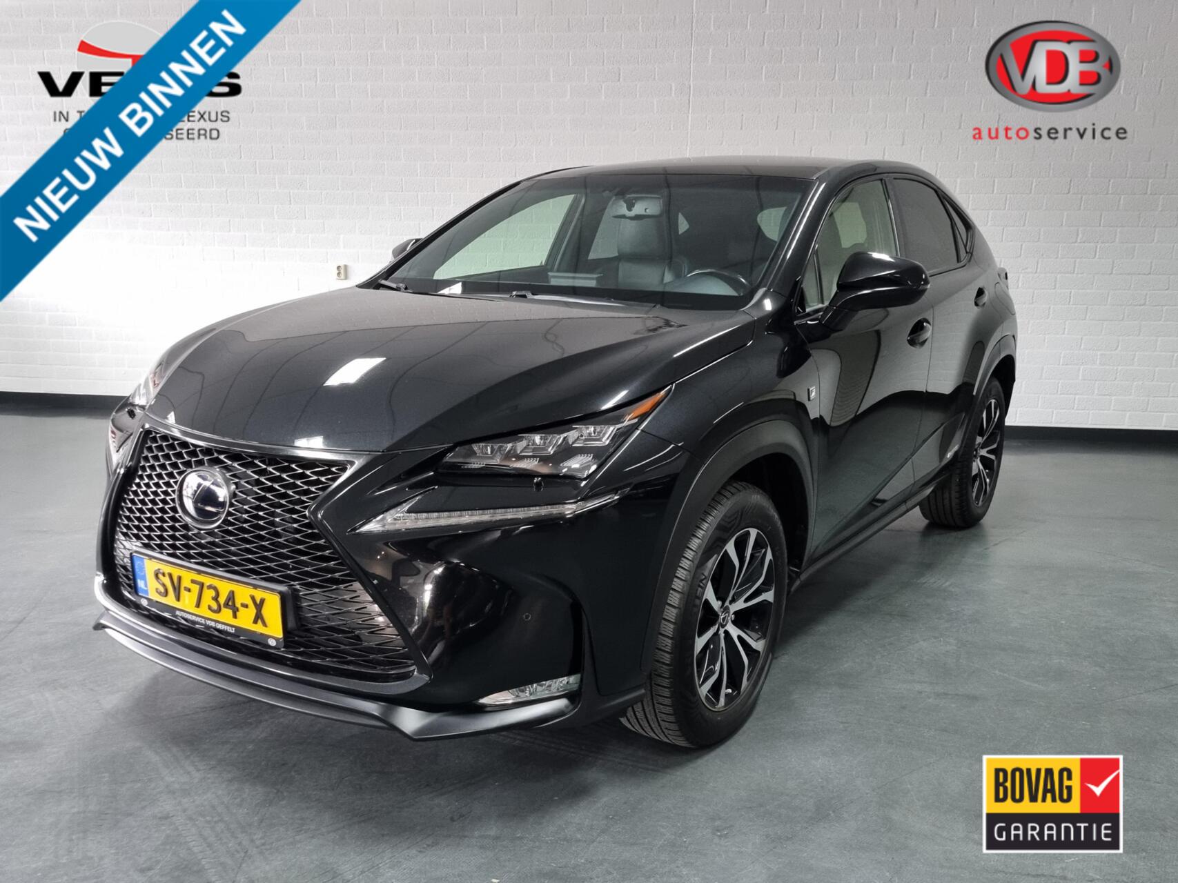 Lexus Lexus Nx300h 300h AWD F Sport Line / Pano / Trekhaak 2016 - voorkant