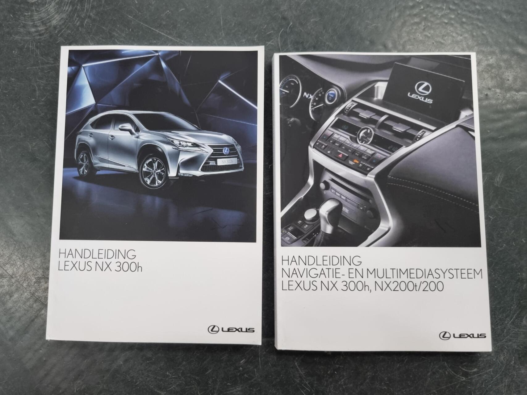 Foto van Lexus Lexus Nx300h