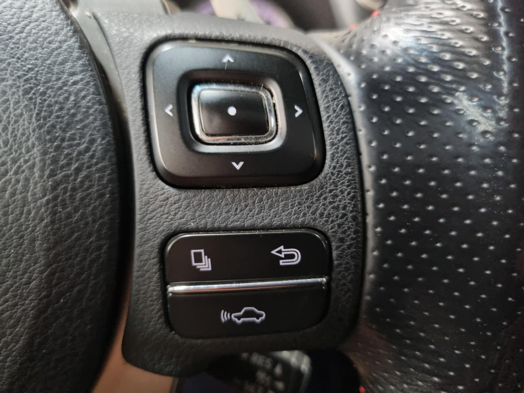 Foto van Lexus Lexus Nx300h