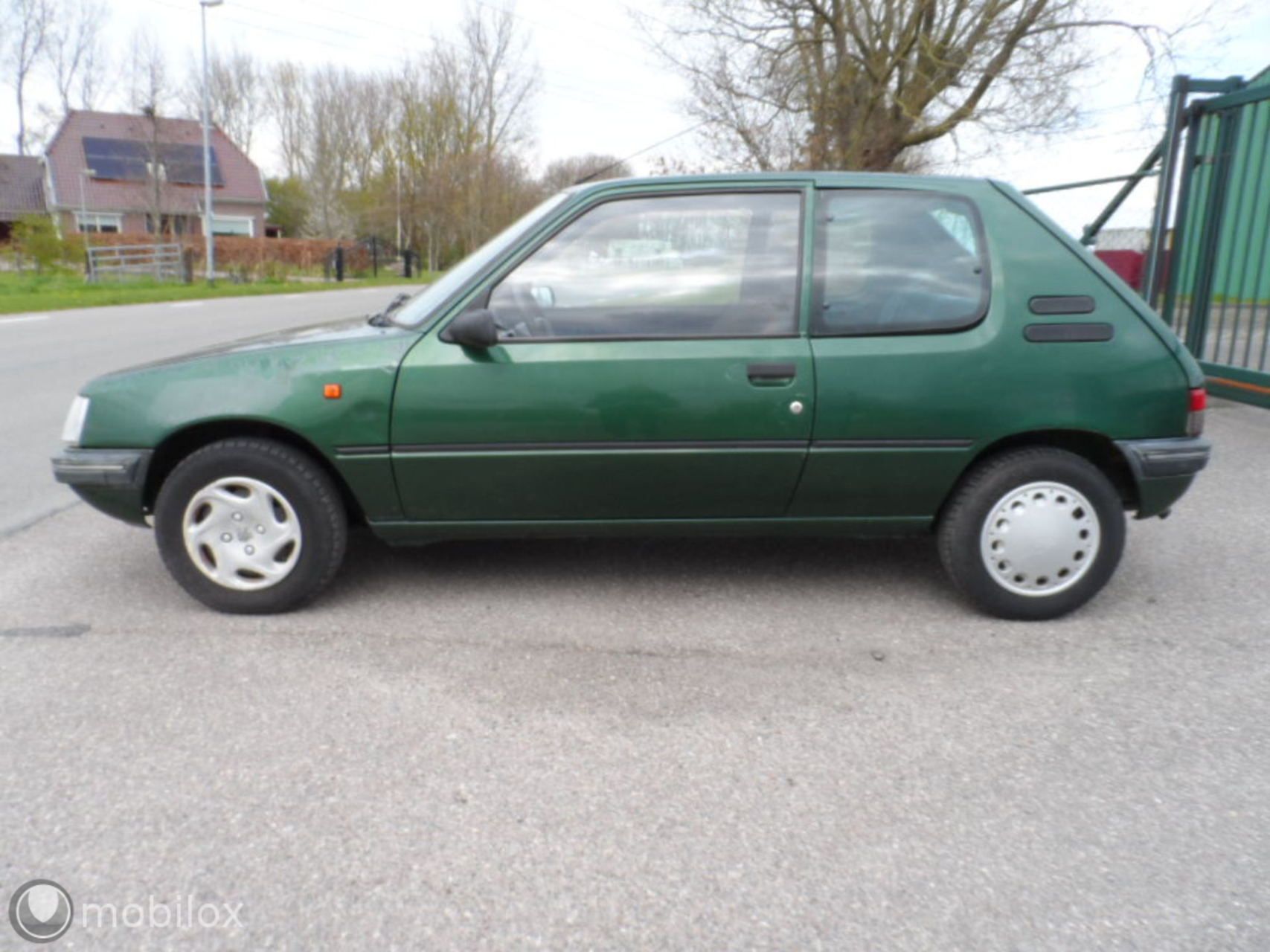 Foto van Peugeot 205