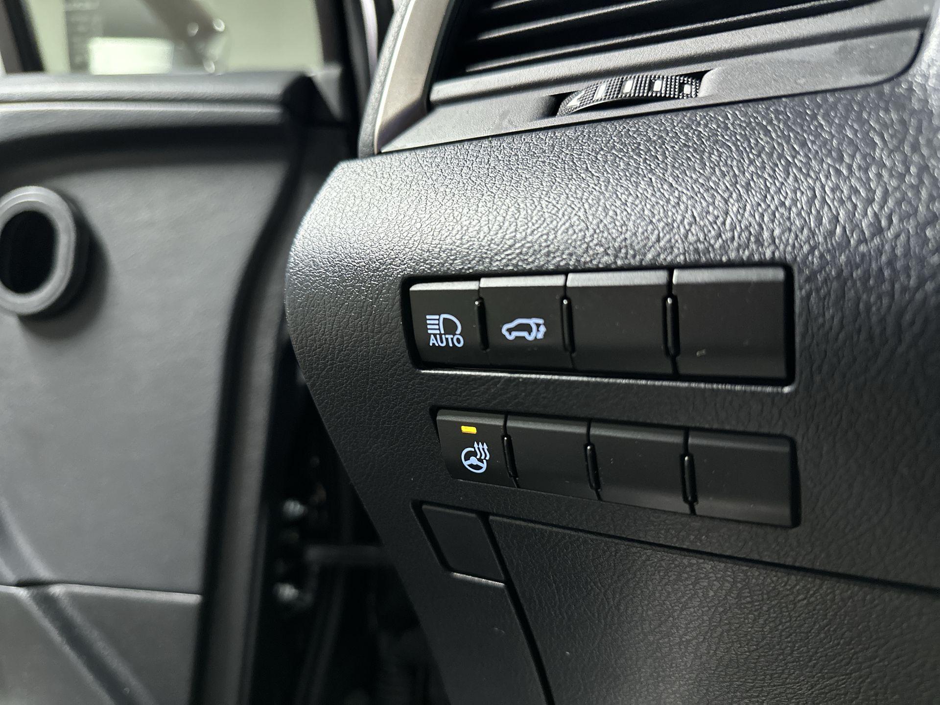 Foto van Lexus Lexus Rx450h