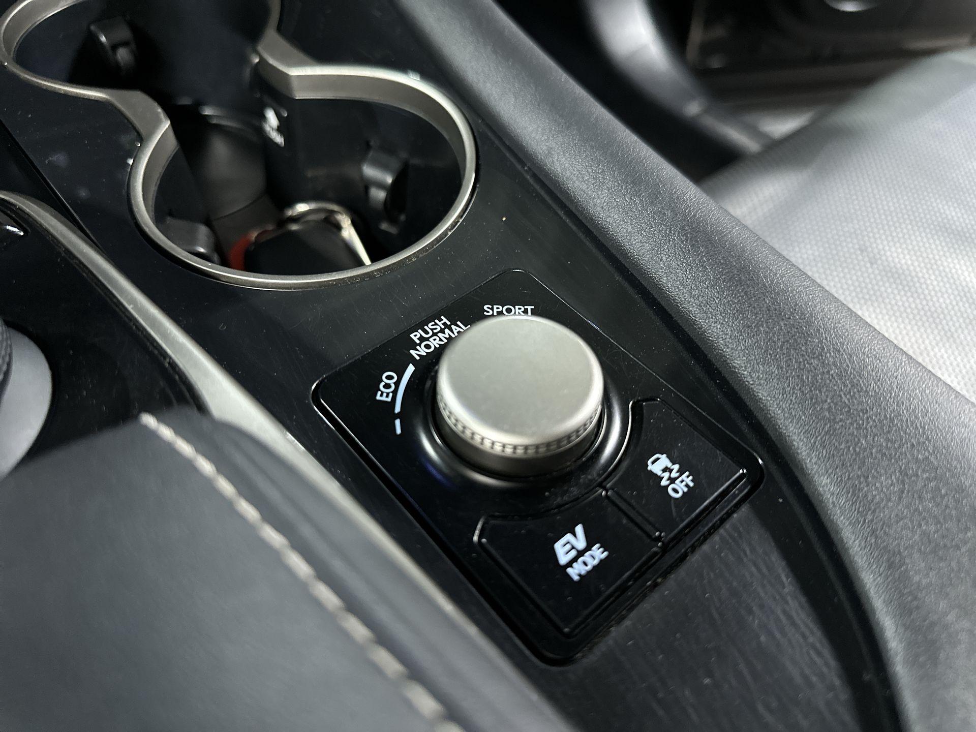 Foto van Lexus Lexus Rx450h