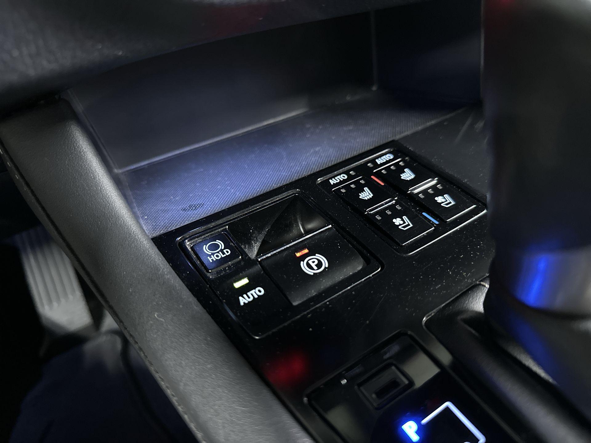 Foto van Lexus Lexus Rx450h